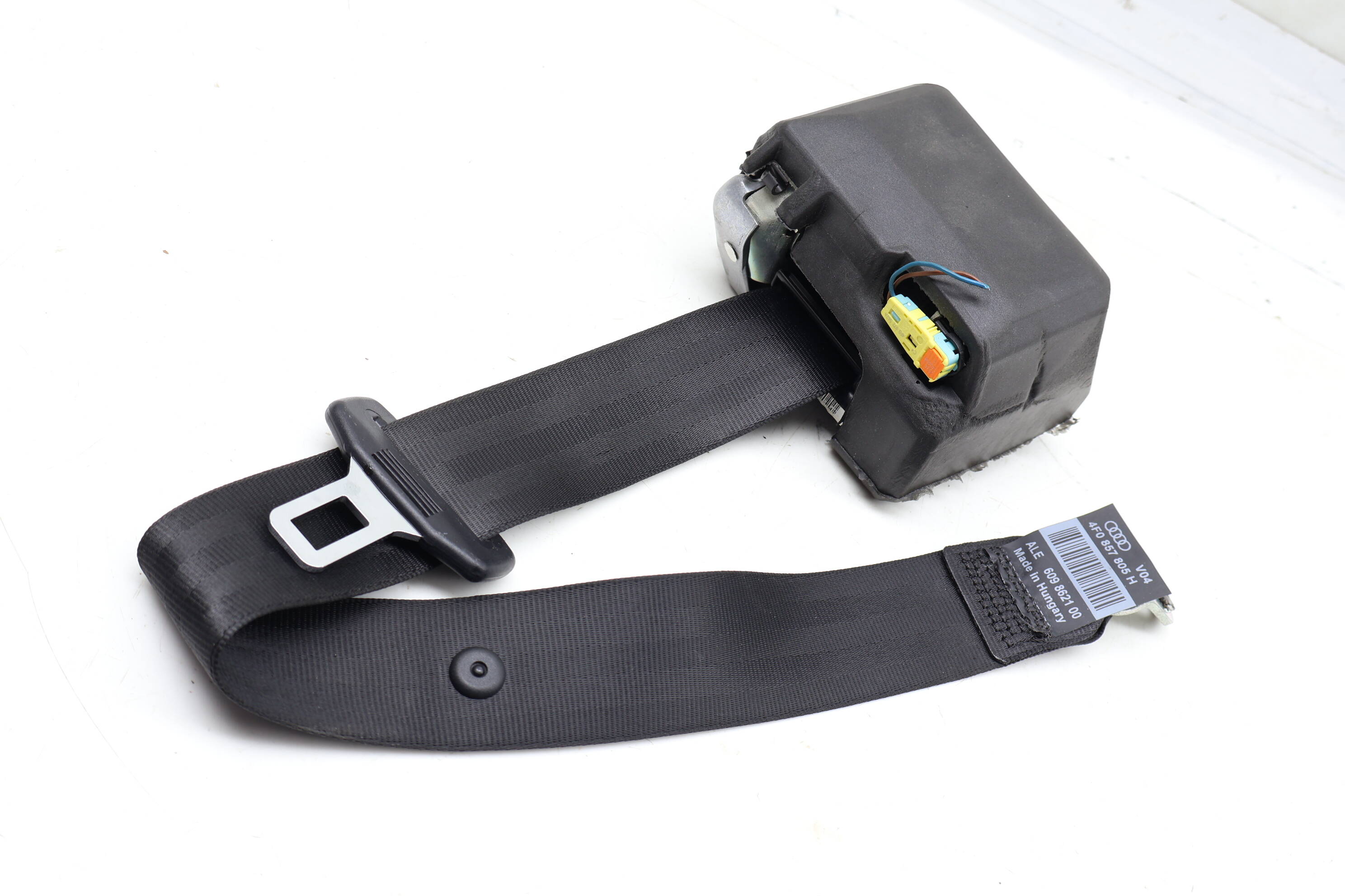 Outer Seat Belt Retractor 4F0857805H