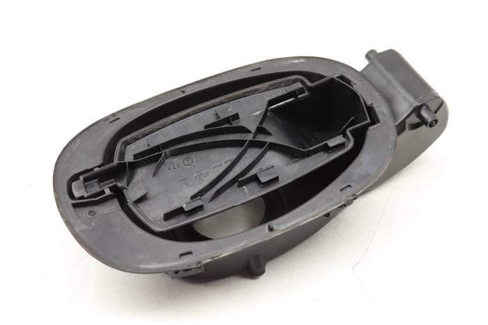 Gas / Fuel Filler Door Bracket 7P5809857B 95850485700 main product photo