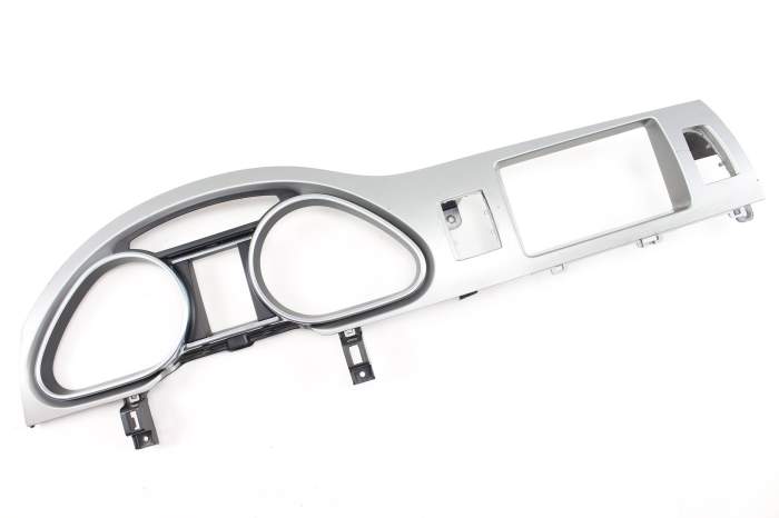 Instrument Cluster / Lcd Trim 4L1857115G main product photo
