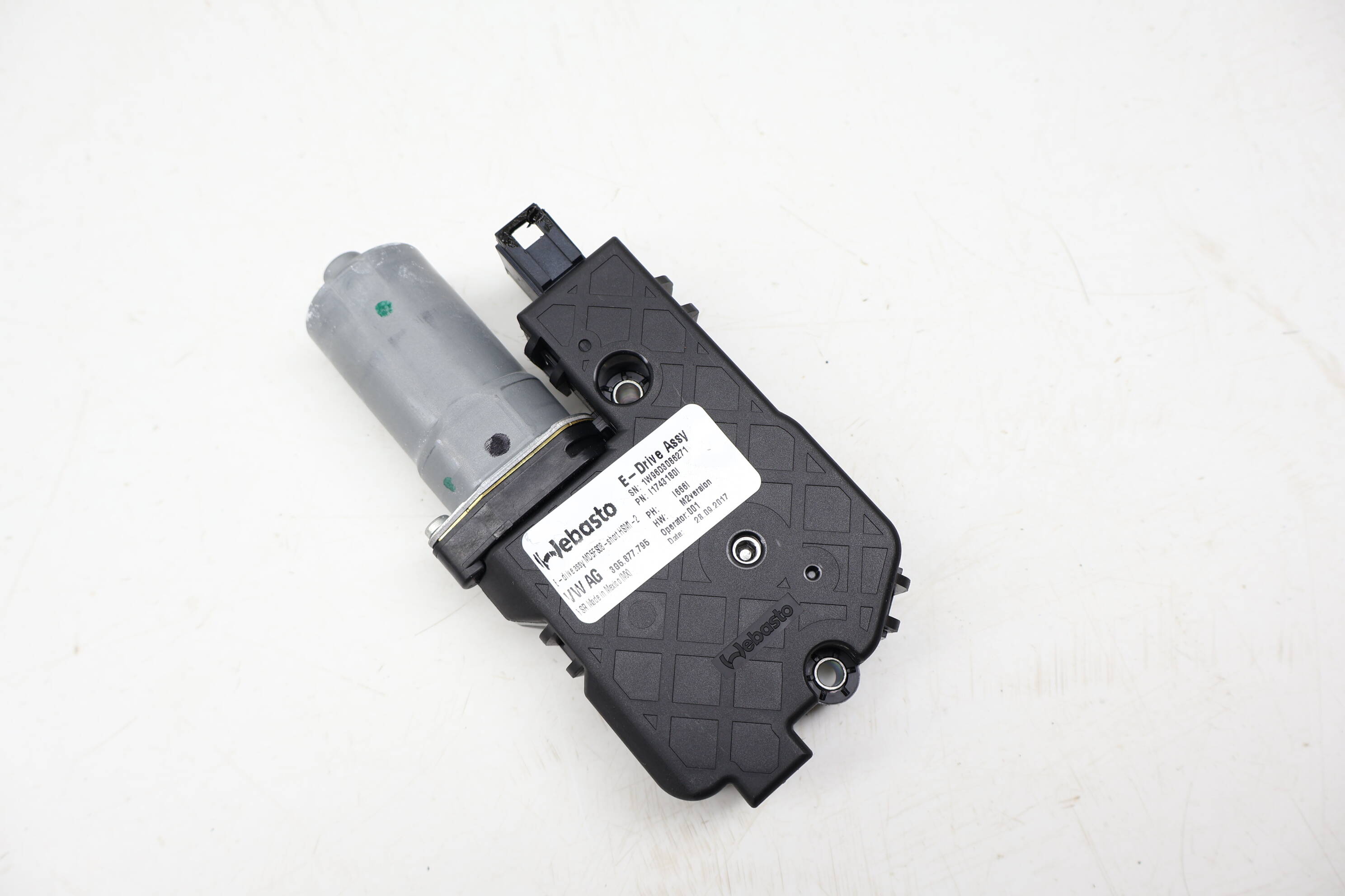 Sunroof / Sun Roof Motor 3G5877795