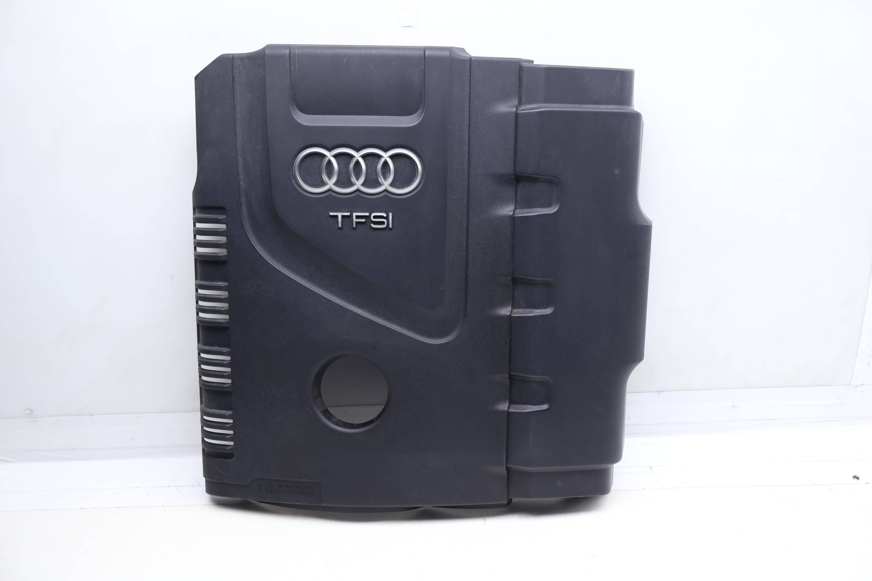 Engine Cover 06J103925AG