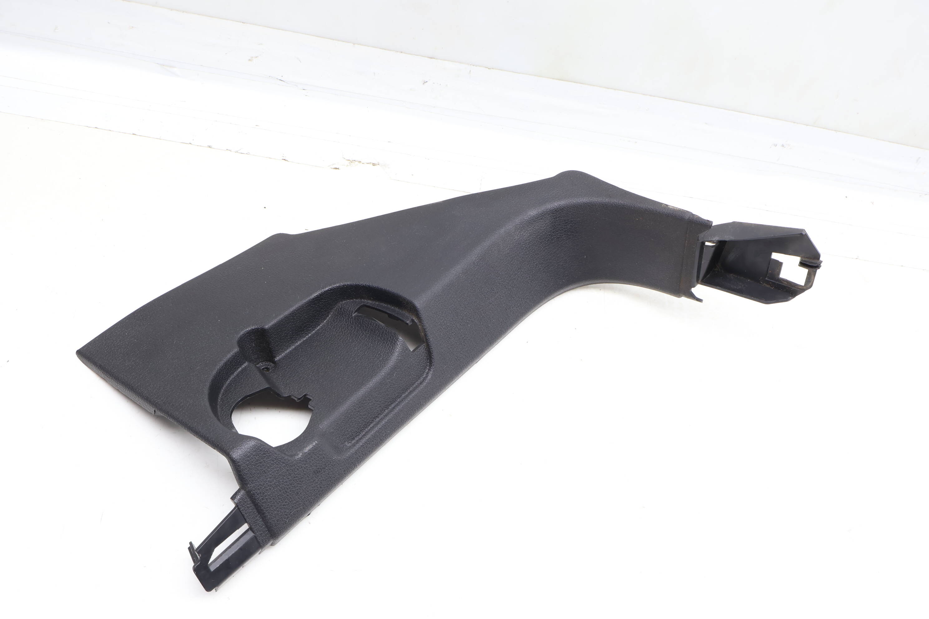 Lower Plastic Kick Panel 4L1867271D