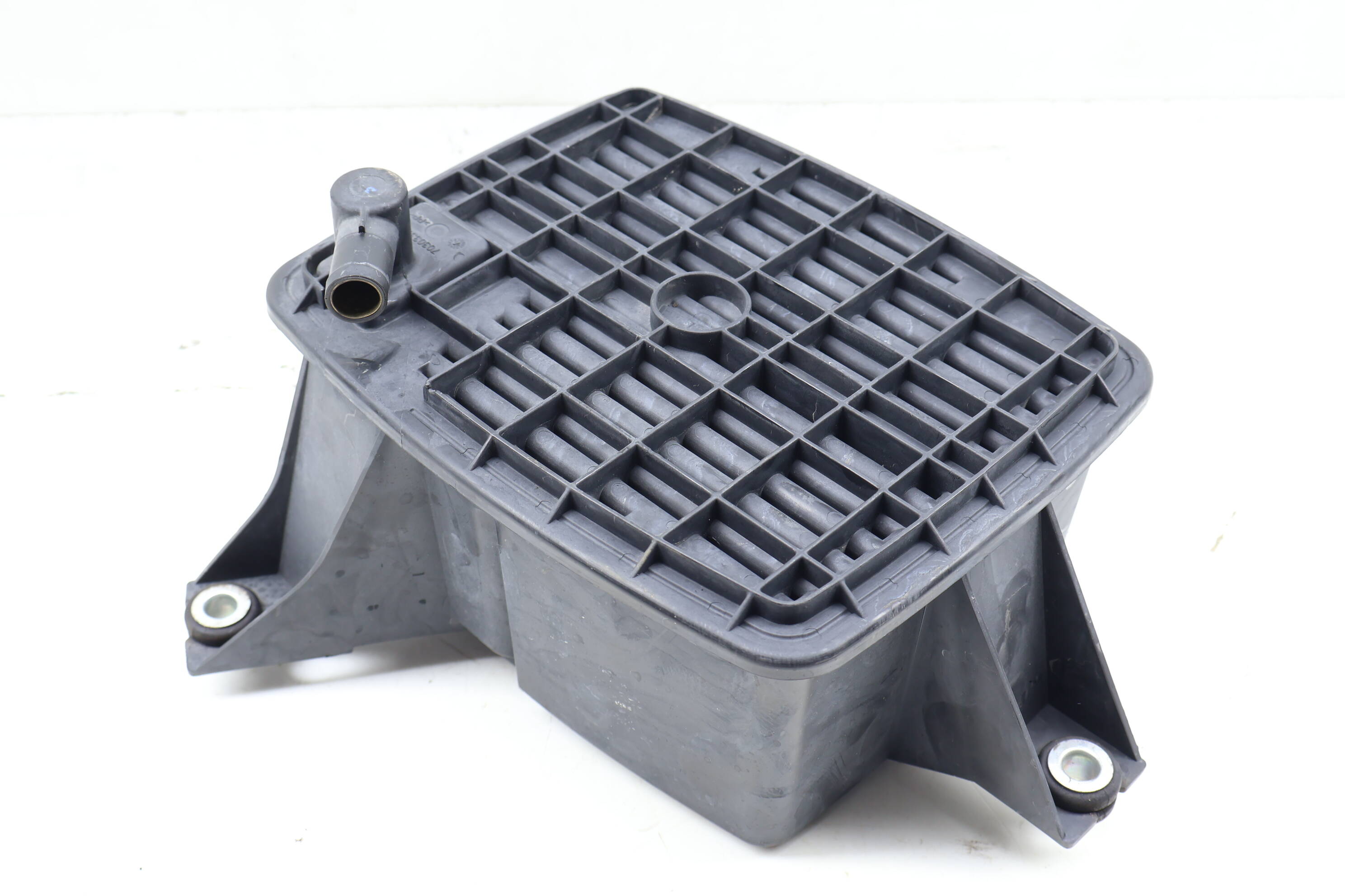 Fuel Evap Charcoal Canister 8E0201801L