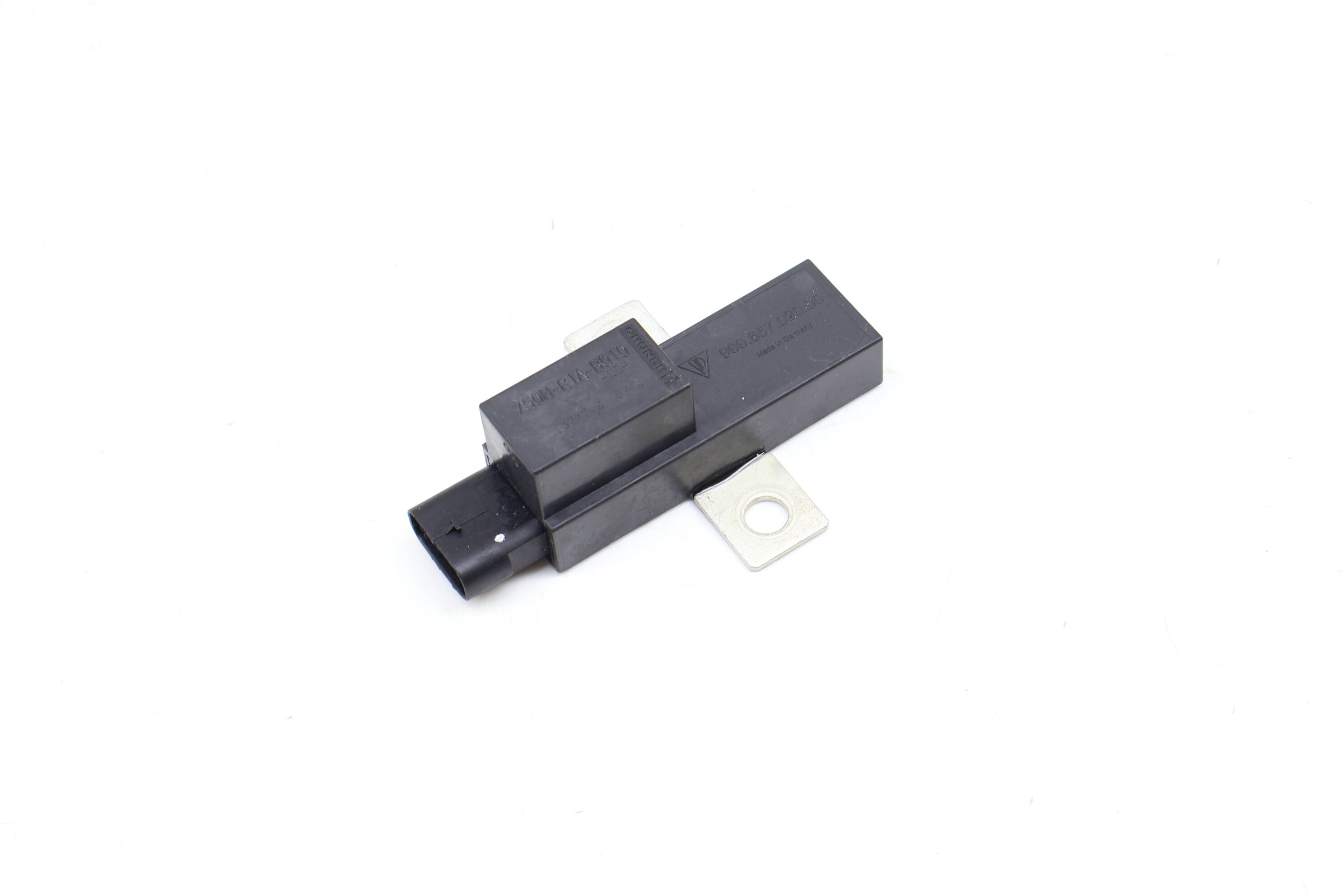 Relay 750H-R1a-B010-002 99965702090