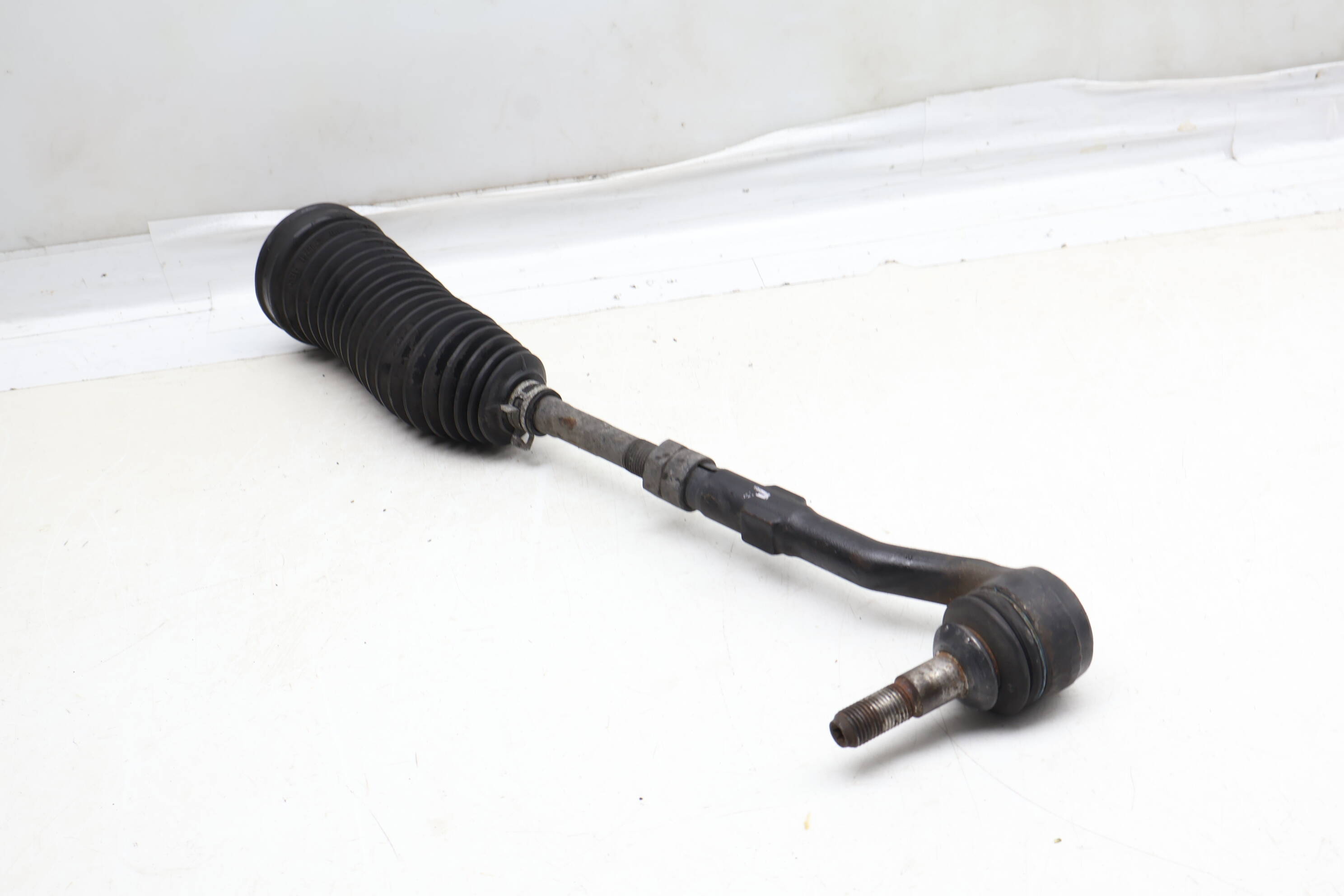 Steering Tie Rod W/ Boot 32106777479