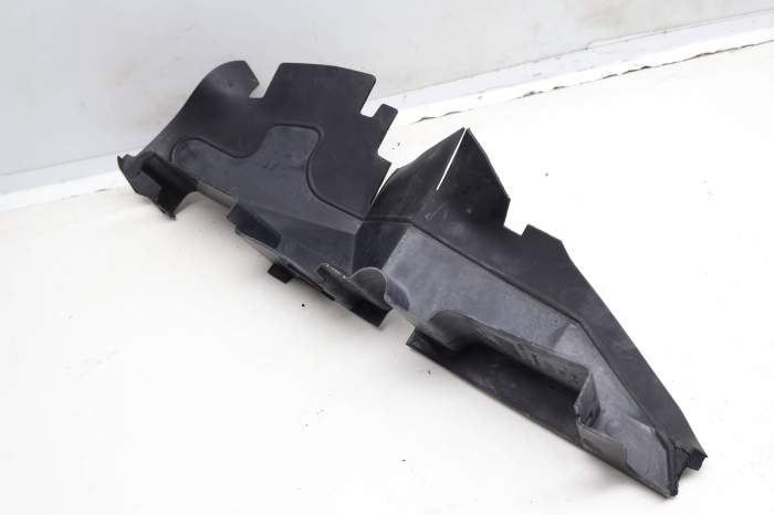 Radiator Air Guide / Duct 4B0121284J main product photo
