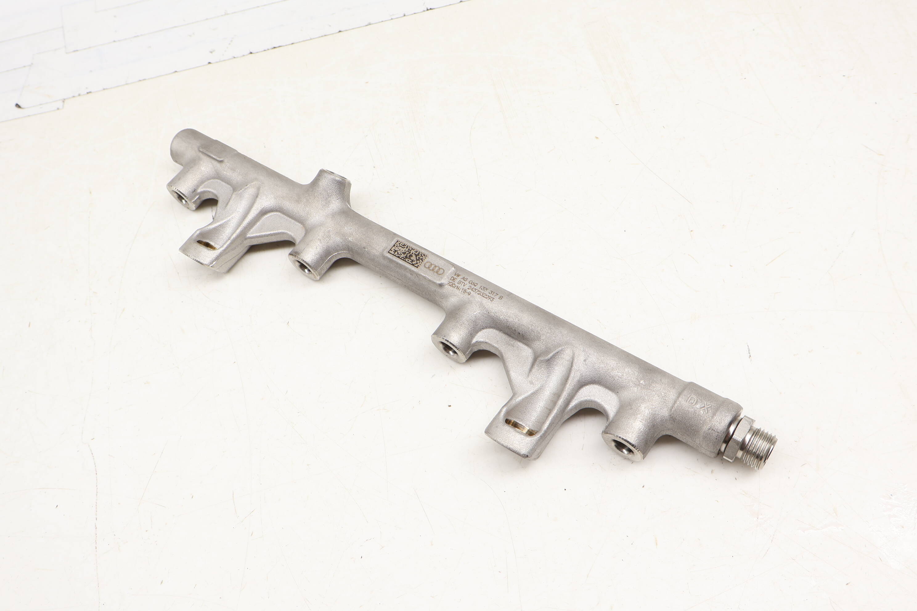 Fuel Rail 06Q133317B