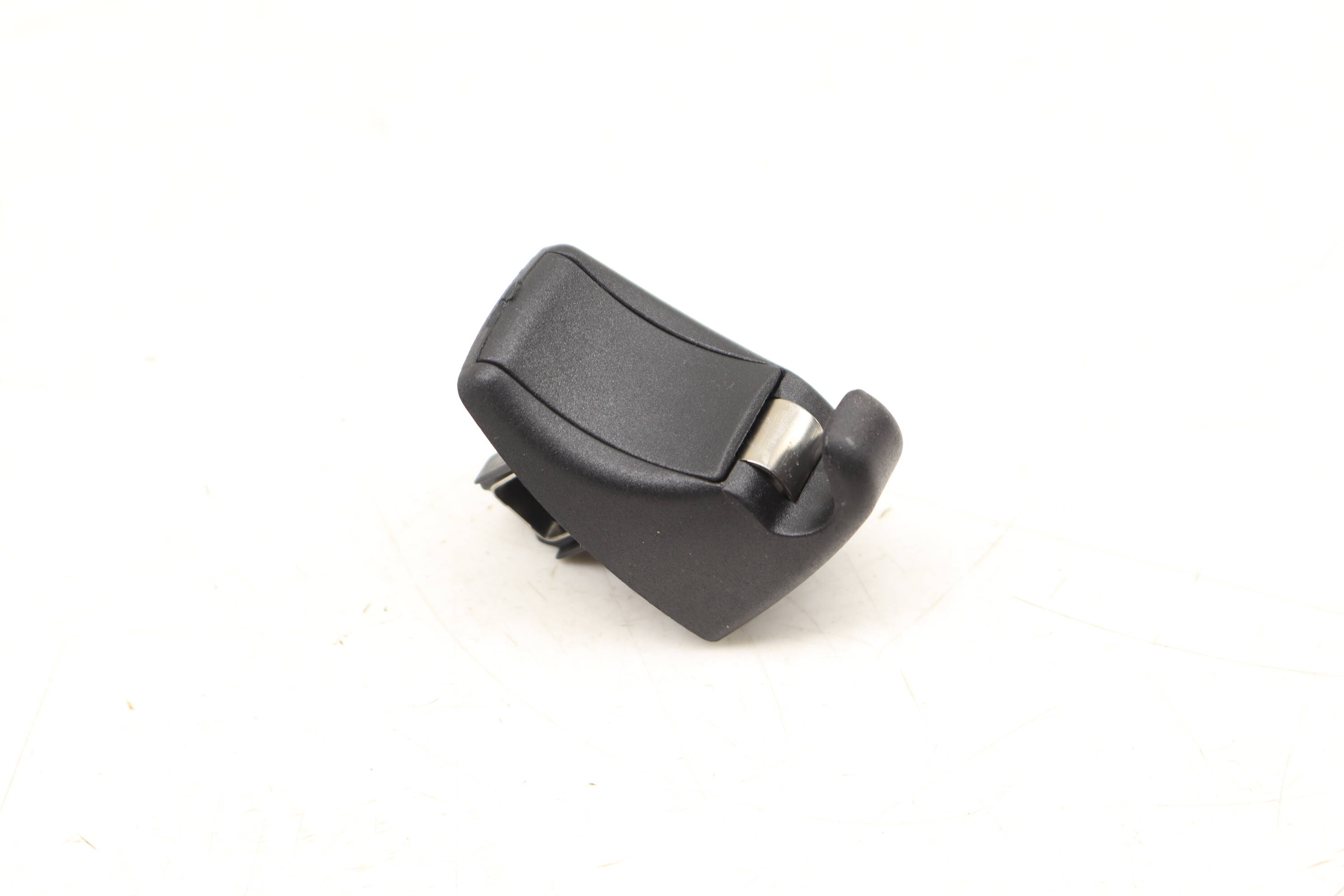 Sun&#x20;Visor&#x20;Clip&#x20;&#x2F;&#x20;Bracket&#x20;51167277251