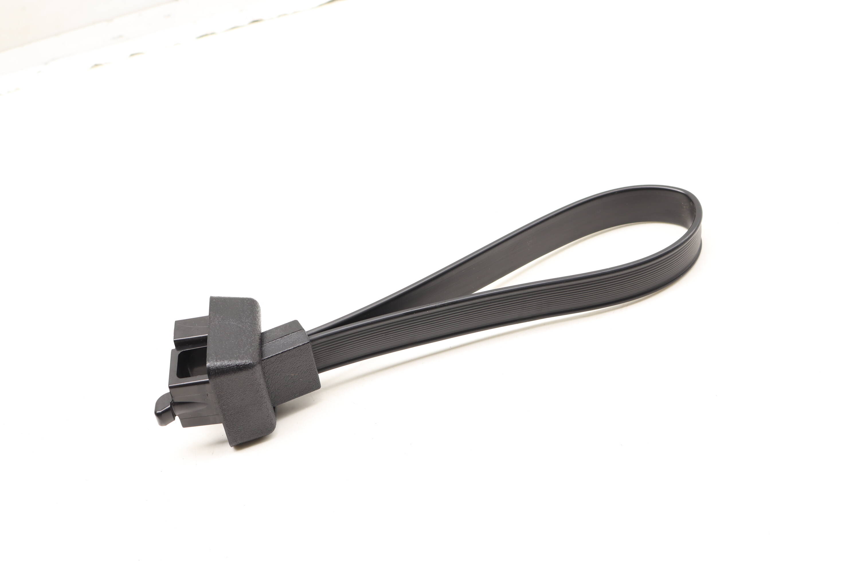 Hatch Grab Handle / Pull Loop 7D0829621A