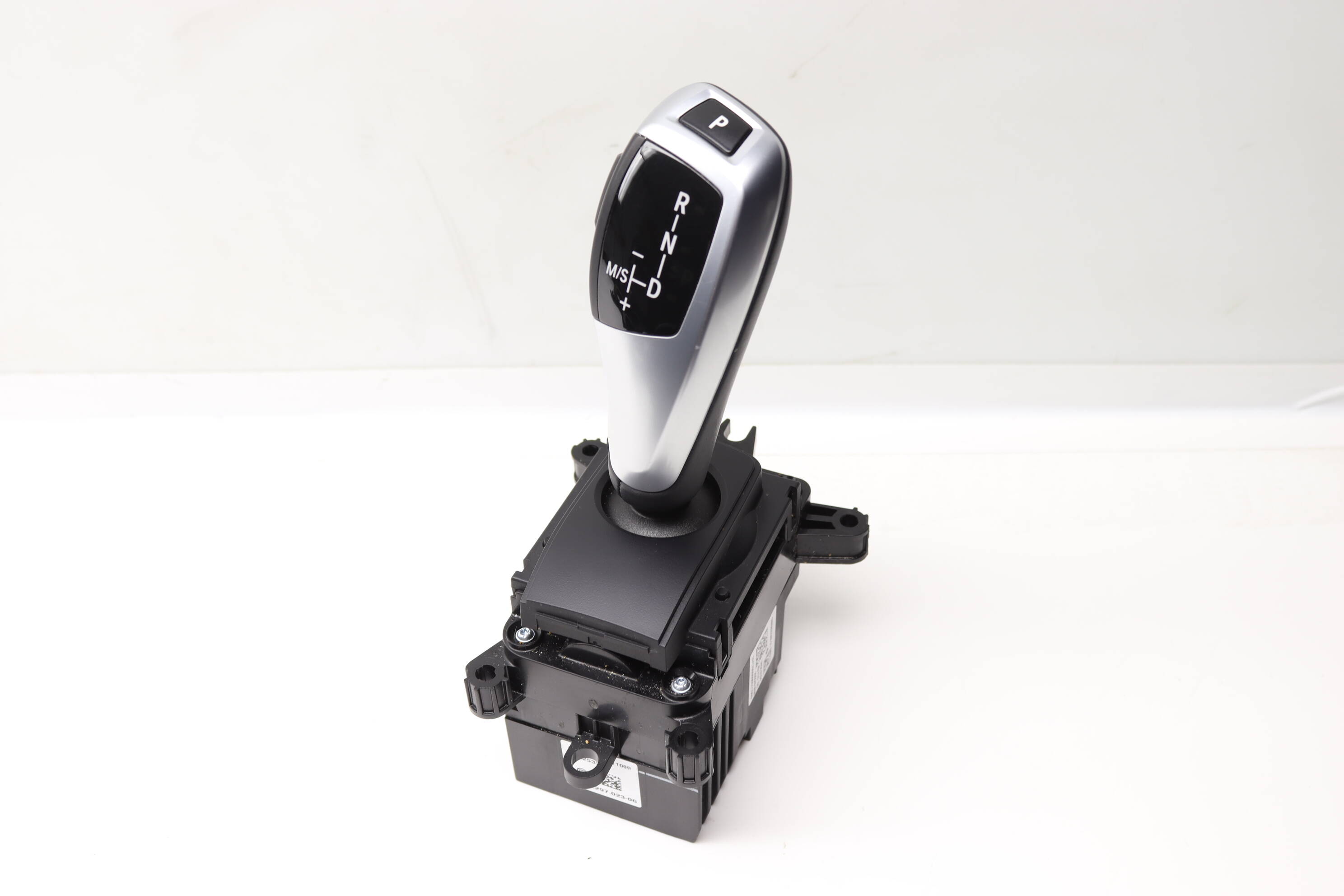 Automatic Gear Shifter Knob Assembly 61316832385