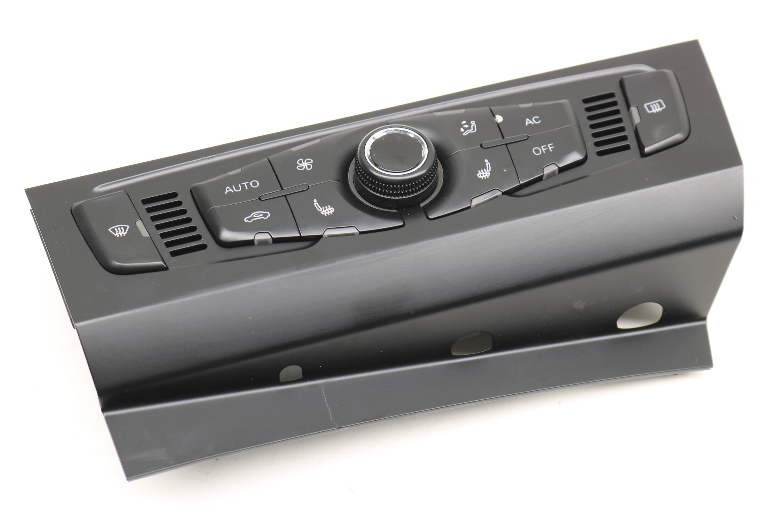 Ac Climate Control / Temp Unit 8T1820043AN