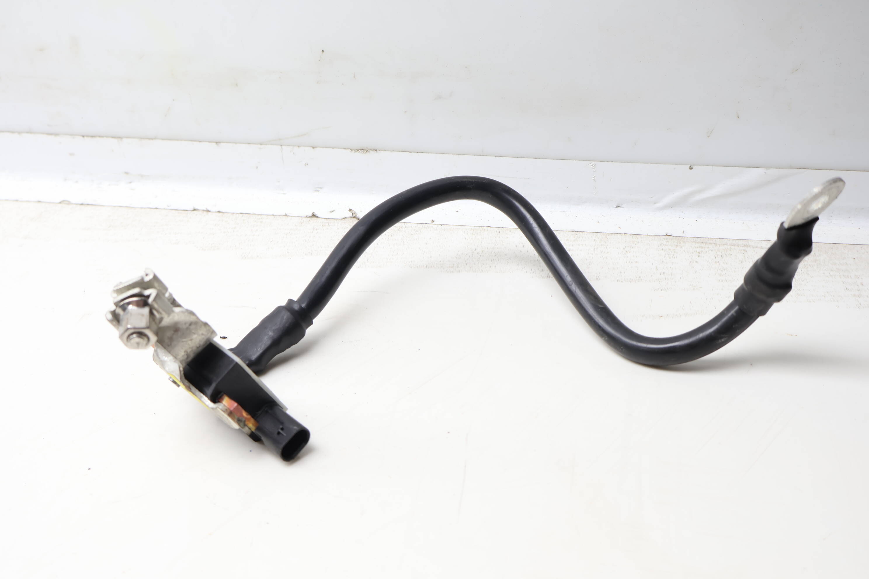 Battery Monitoring Module / Cable 8S0915181C