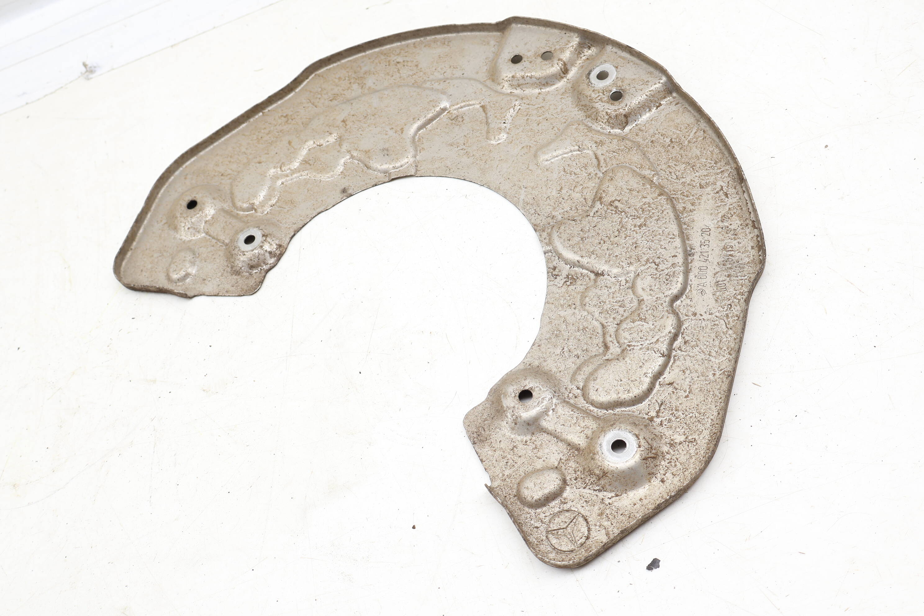 Brake Dust / Splash Shield 0004213520