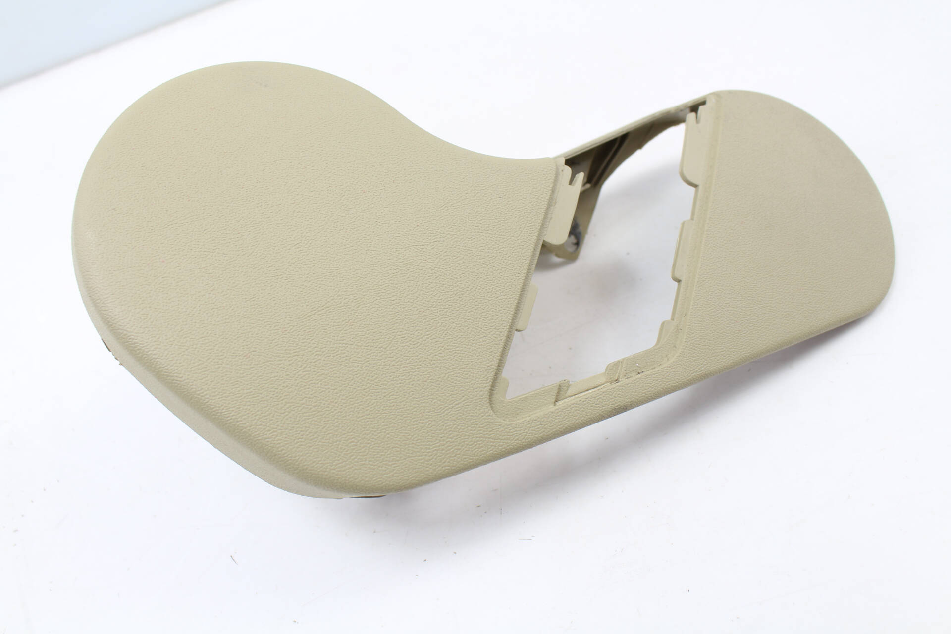 Seatbelt / Seat Belt Trim Panel 8E0881608D