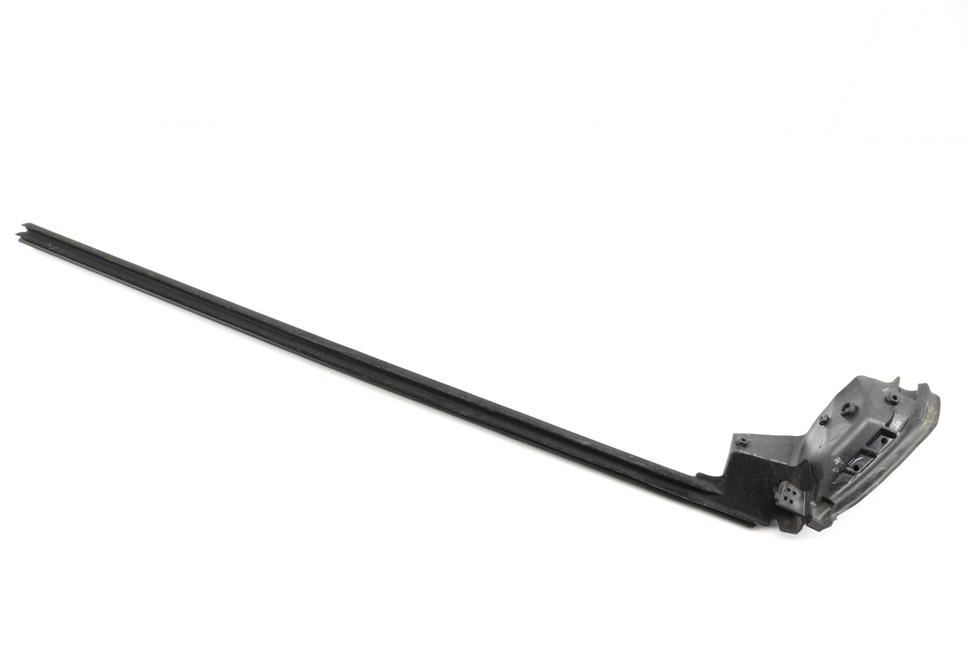 BMW Front Right Door Seal / Weather Stripping 51337279736