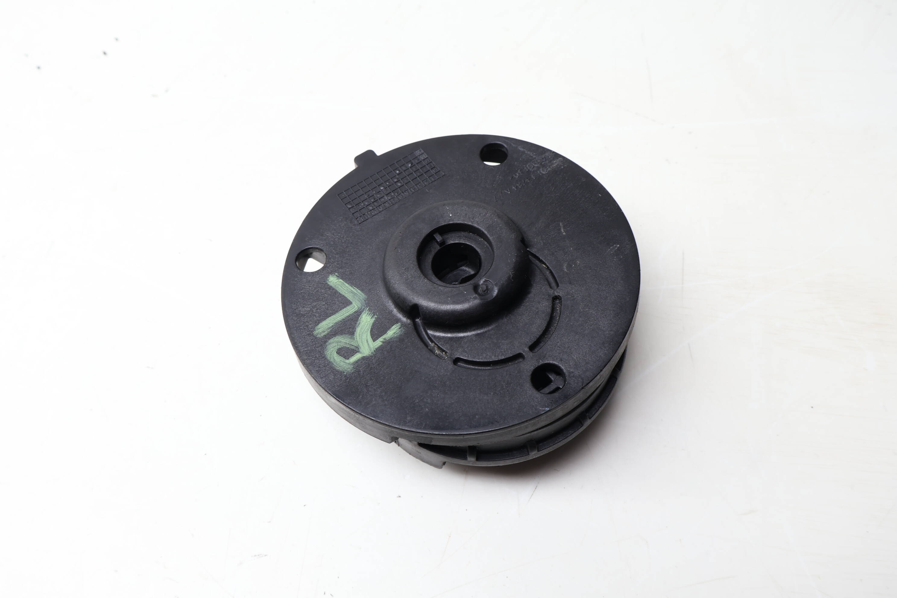 Mercedes-Benz Rear Upper Strut / Shock Mount 2053280337