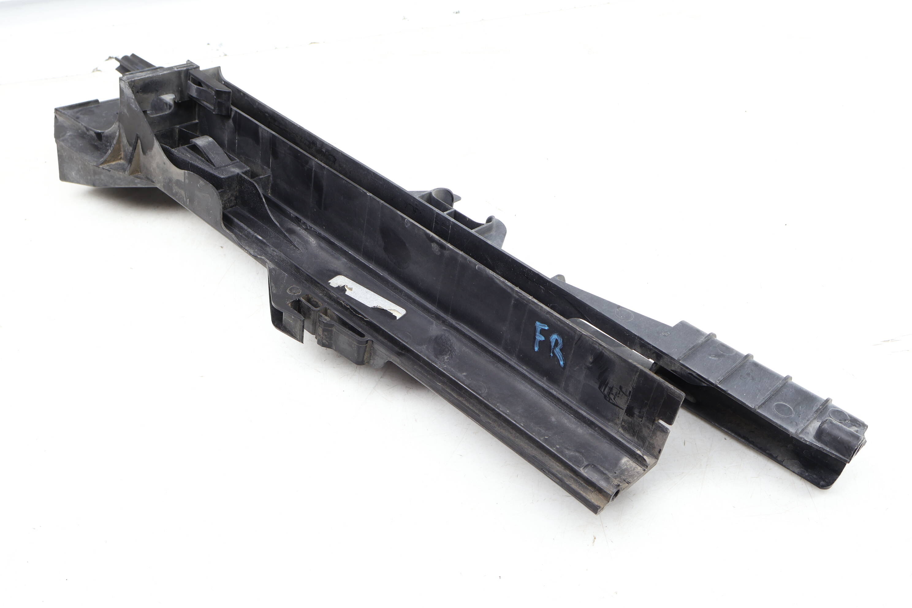 Radiator Module Carrier / Cover 17118572189