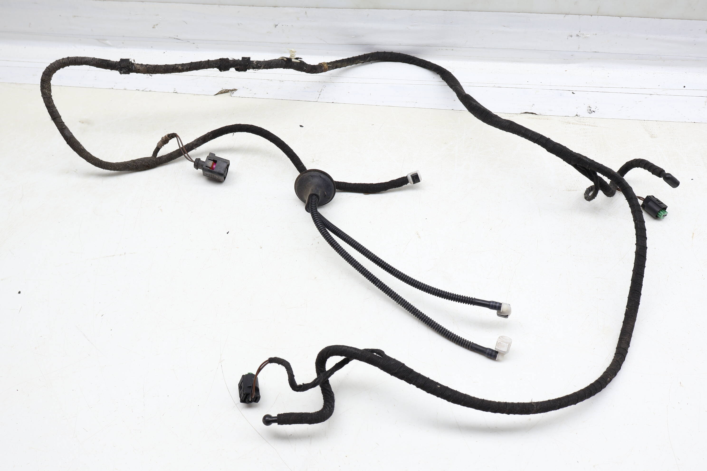Hood Wiring Harness / Windshield Washer Nozzle Hose 4L0971163A