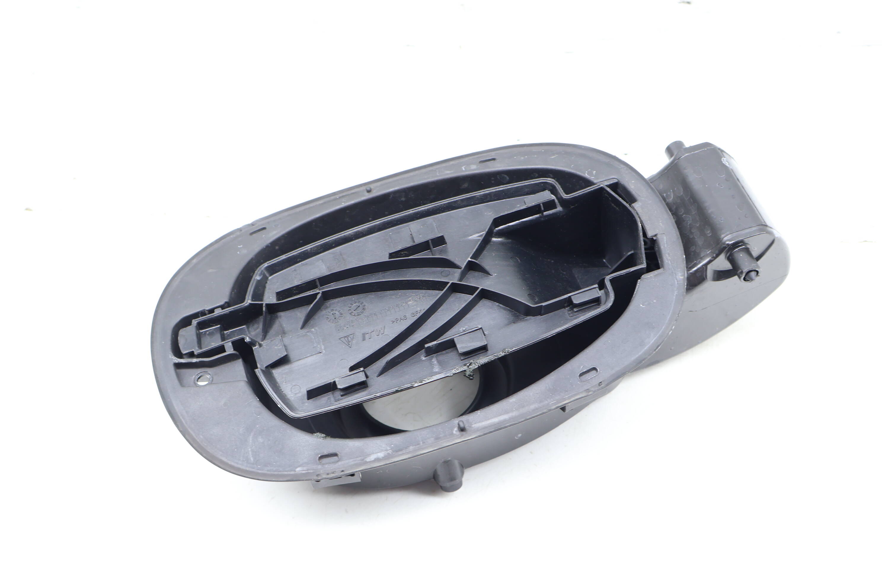 Gas / Fuel Filler Door Bracket 7P5809857C 95850485702