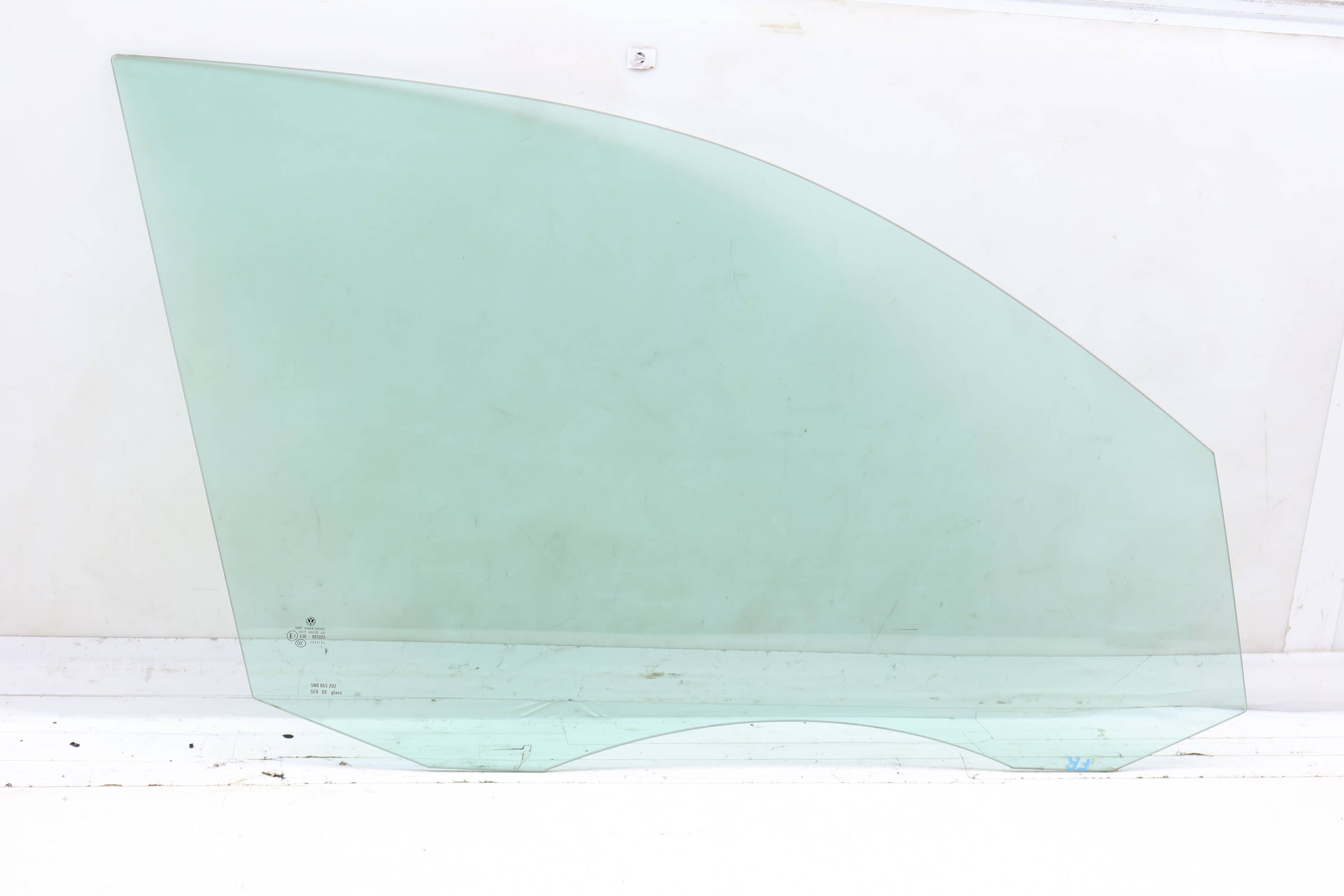 Door Window / Glass 5N0845202