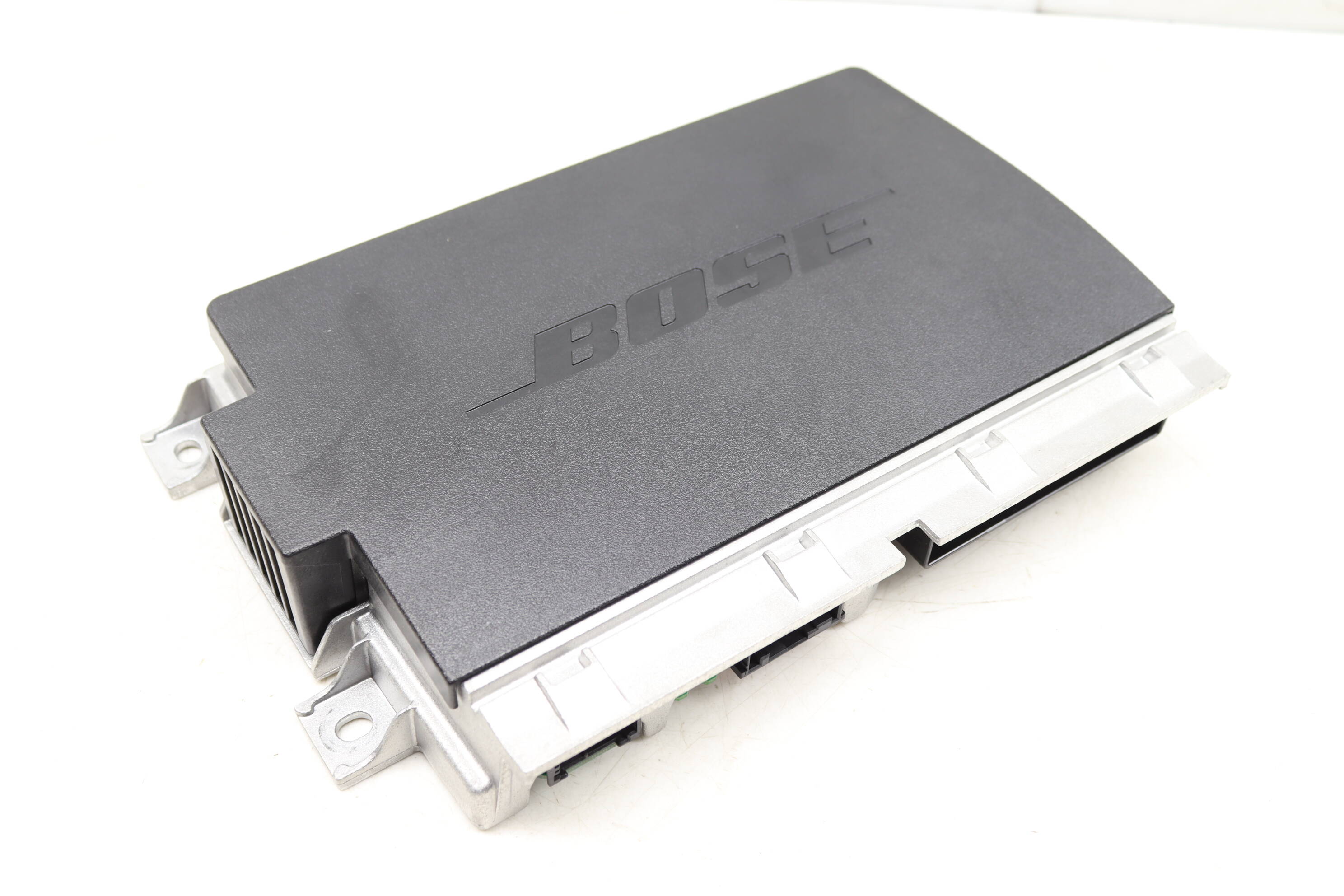 BOSE STEREO AMPLIFIER / AMP - AUDI A6 A7 RS7 S6 S7 PORSCHE 911 CAYENNE
