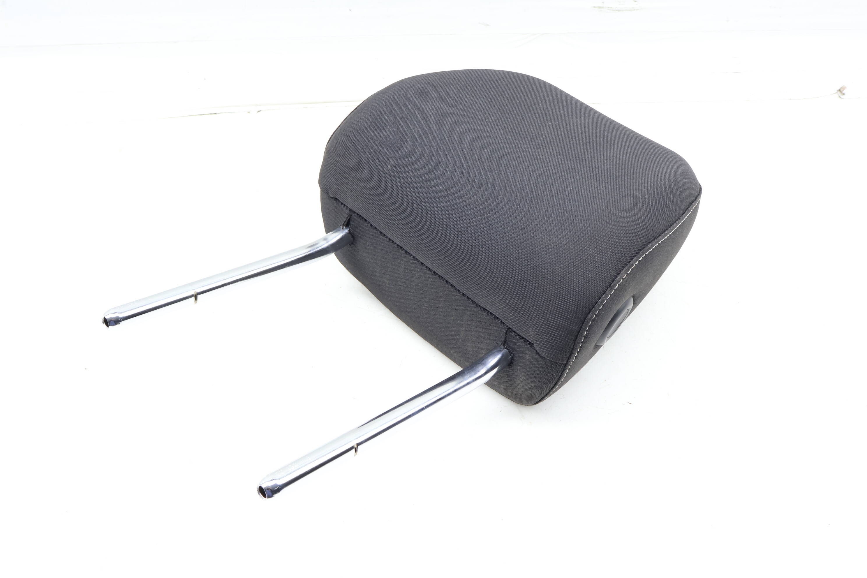 Headrest / Head Rest 17A881901E
