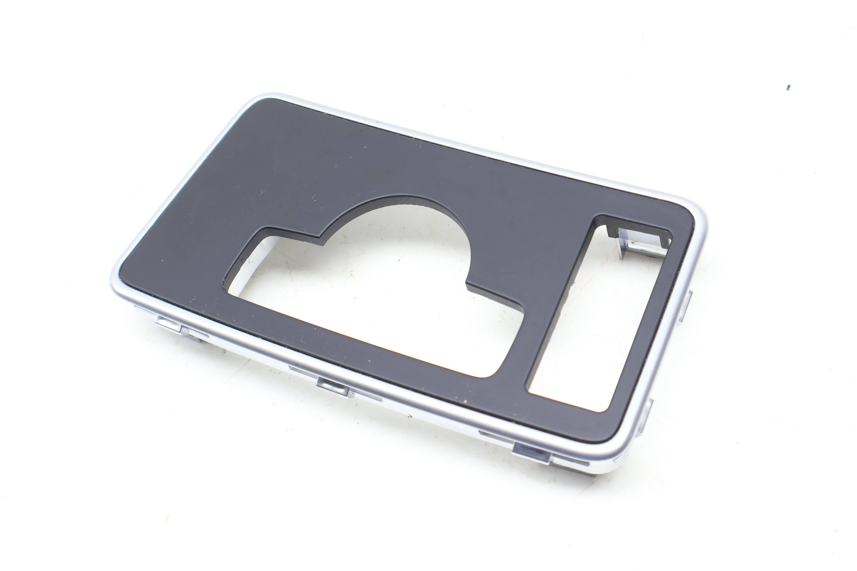 Shifter Bezel / Center Console Trim 2126806307