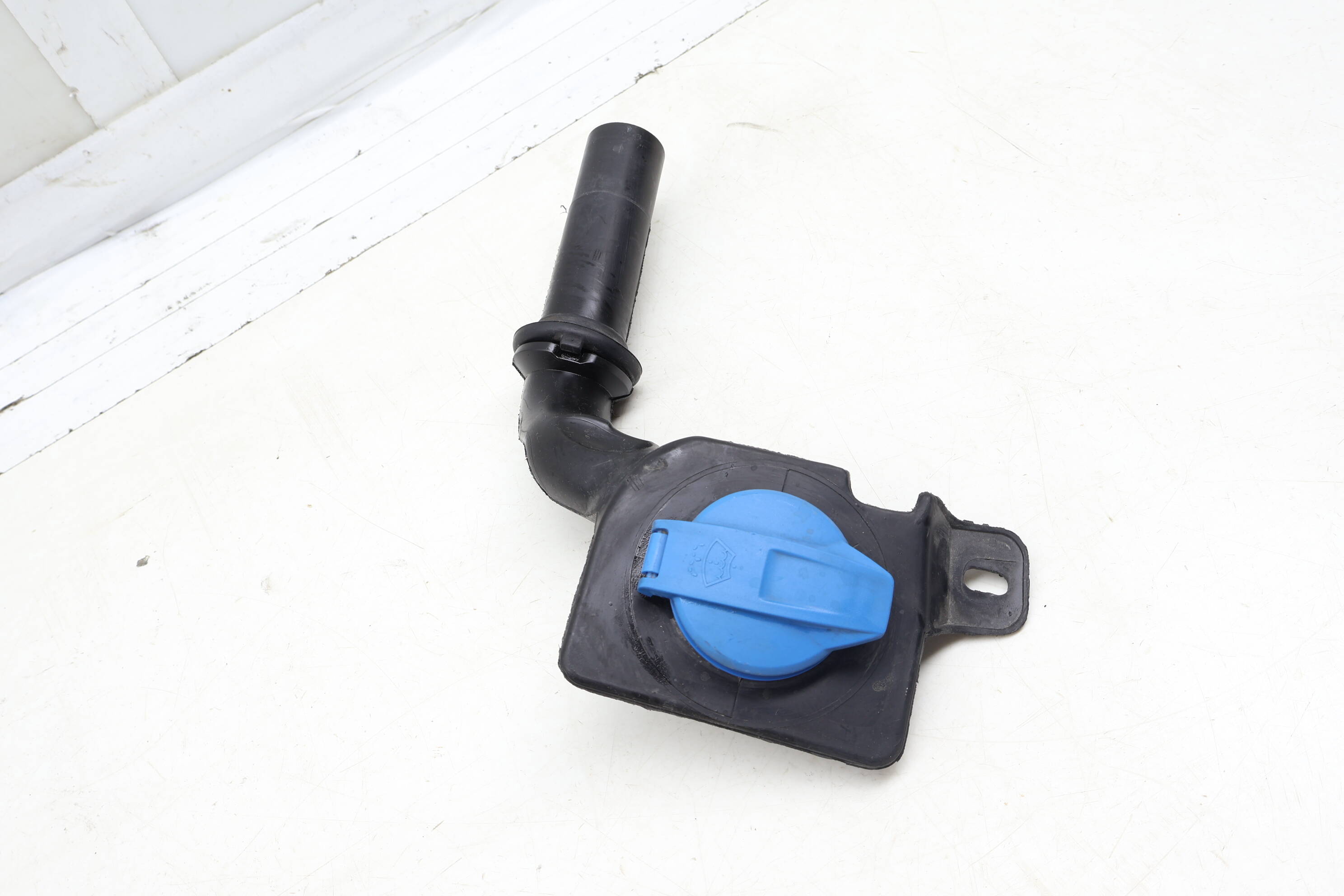 Windshield Washer Reservoir Filler Tube / Neck 4M0955463