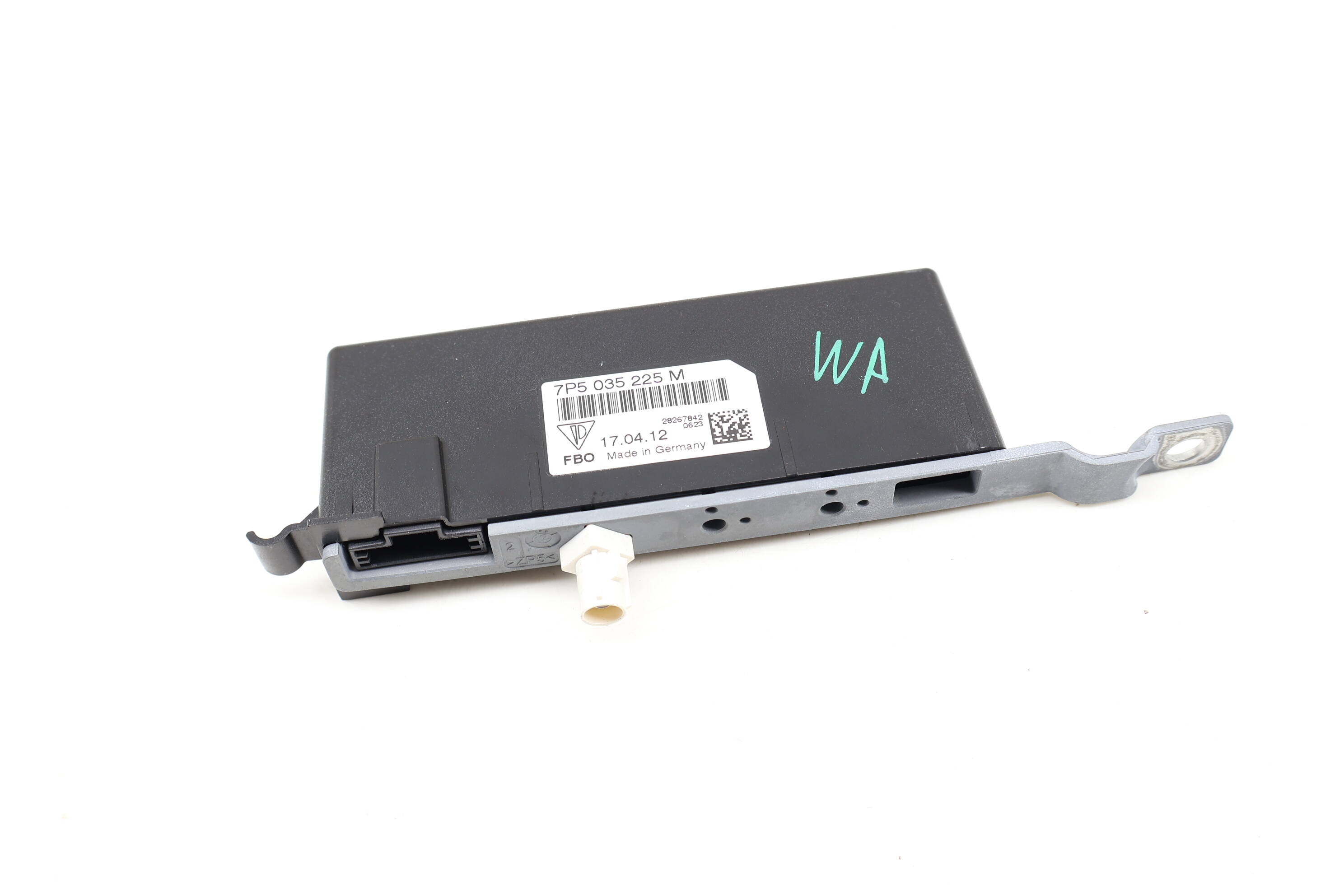 Antenna Booster 7P5035225M 95864731300