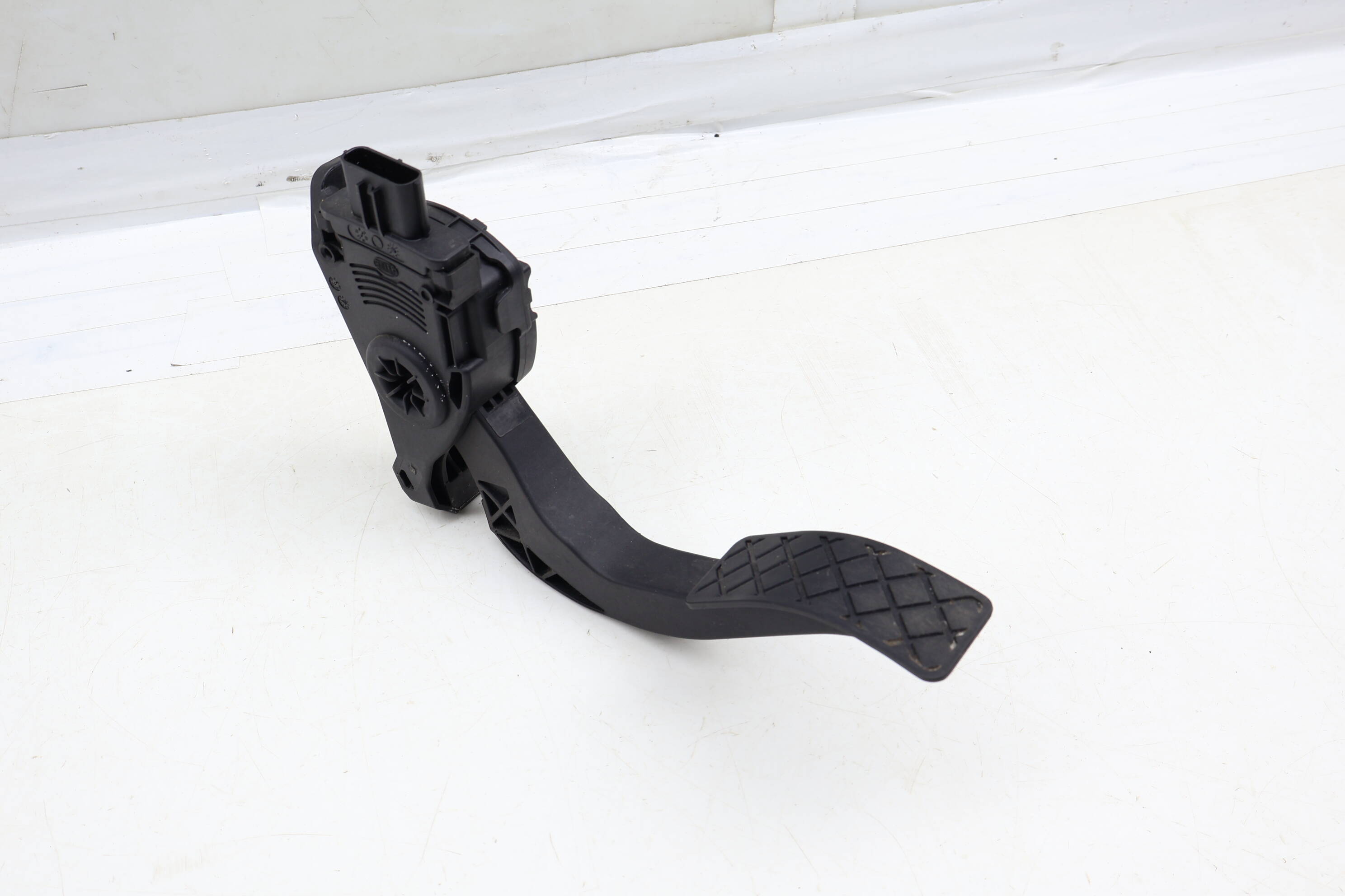 Gas Pedal / Accelerator Module 8K1723523A