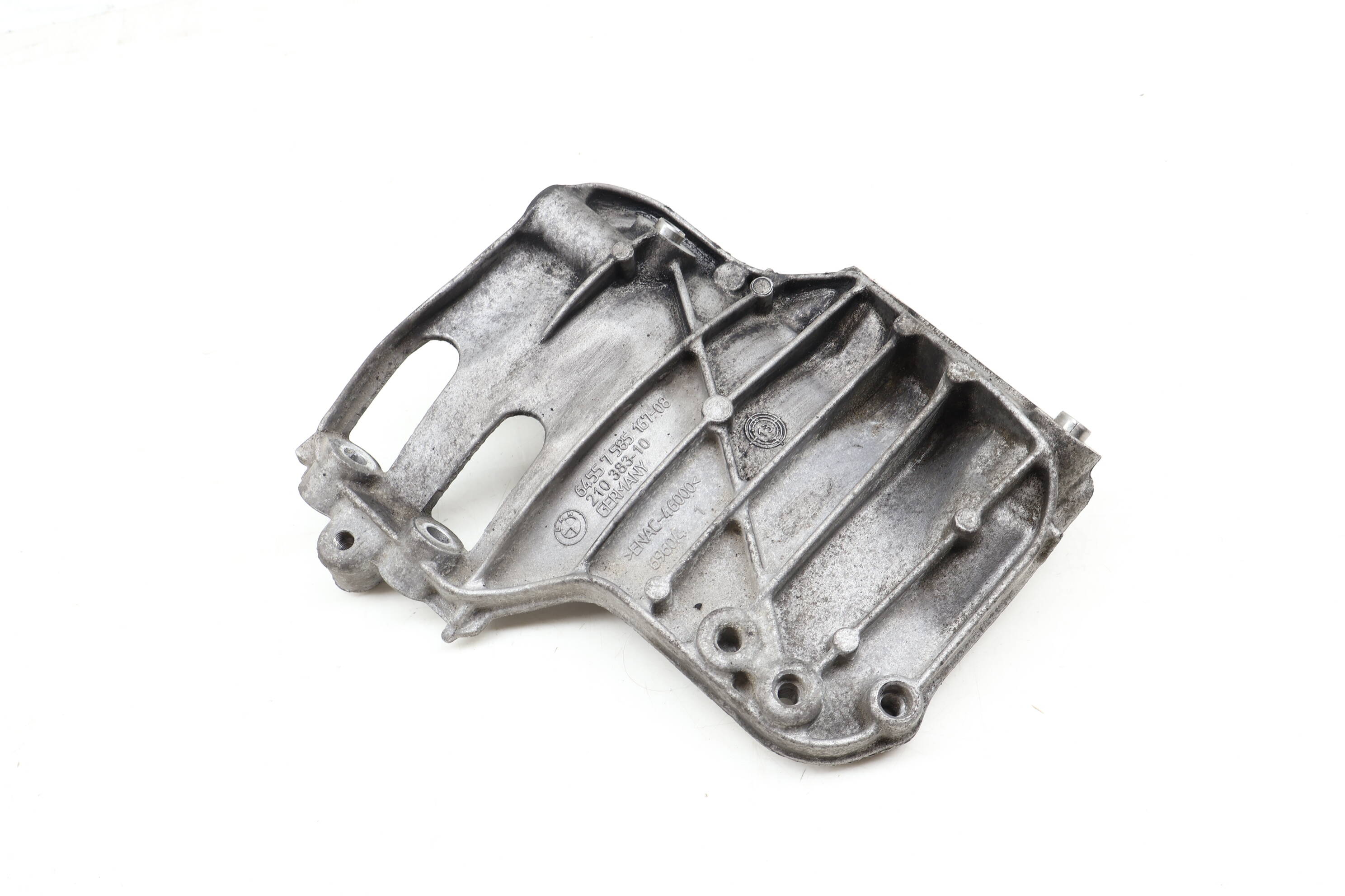 Ac&#x20;Compressor&#x20;Mount&#x20;&#x2F;&#x20;Bracket&#x20;64557585167