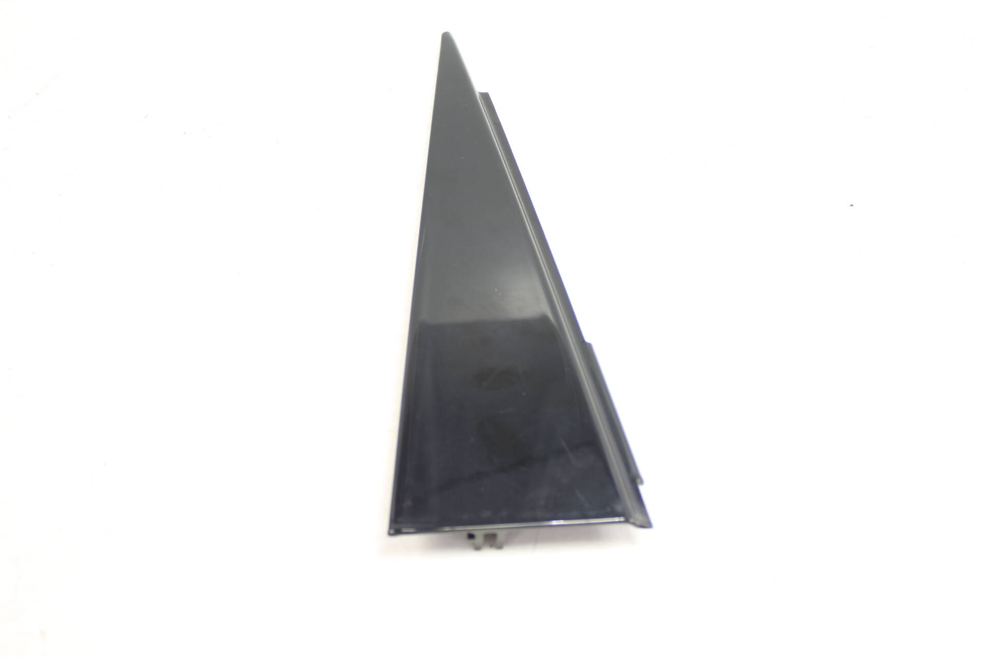 Outer Door Corner Trim / Cover 7L0853267AL