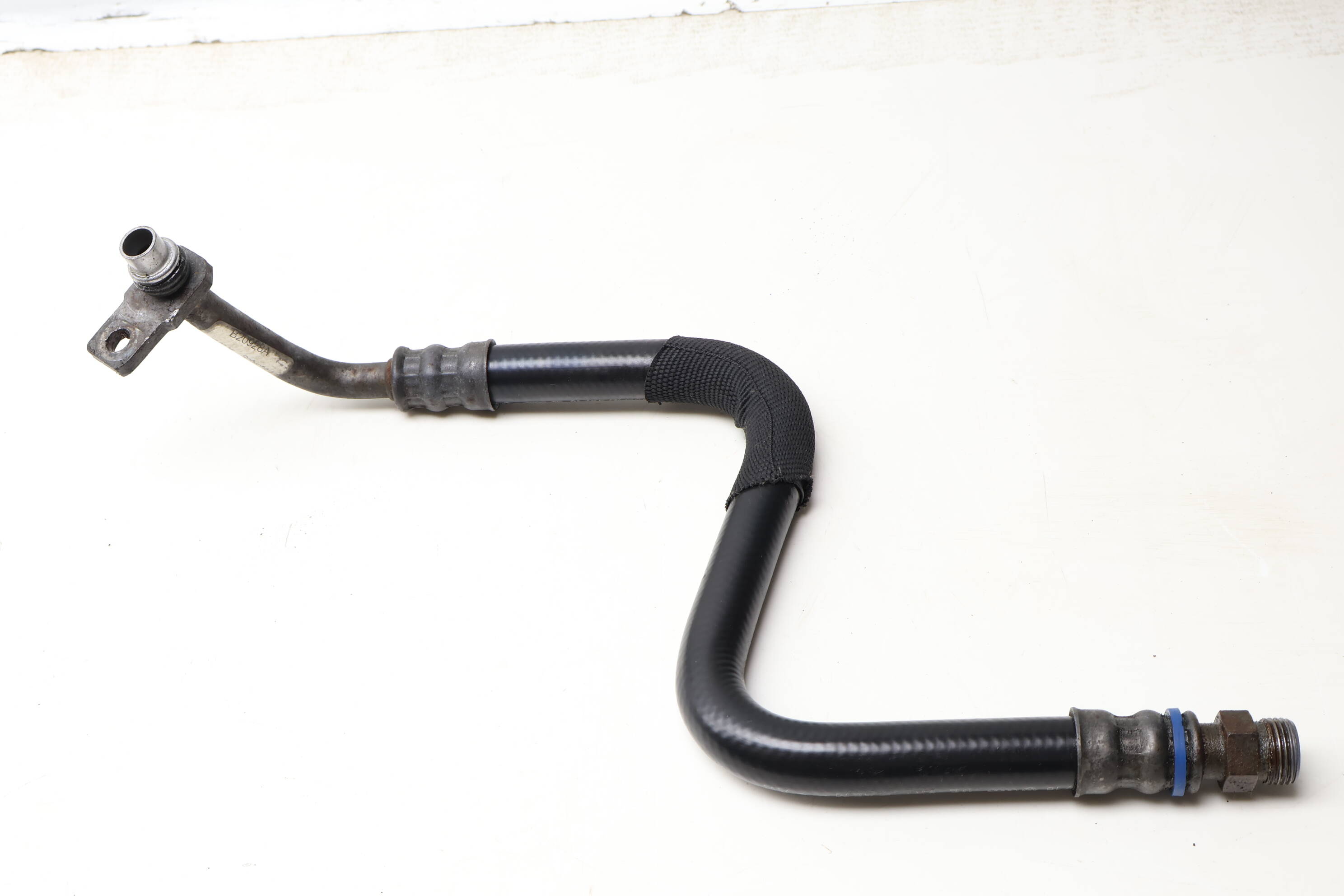 Transmission Oil Cooler Line / Pipe 8R0317825D