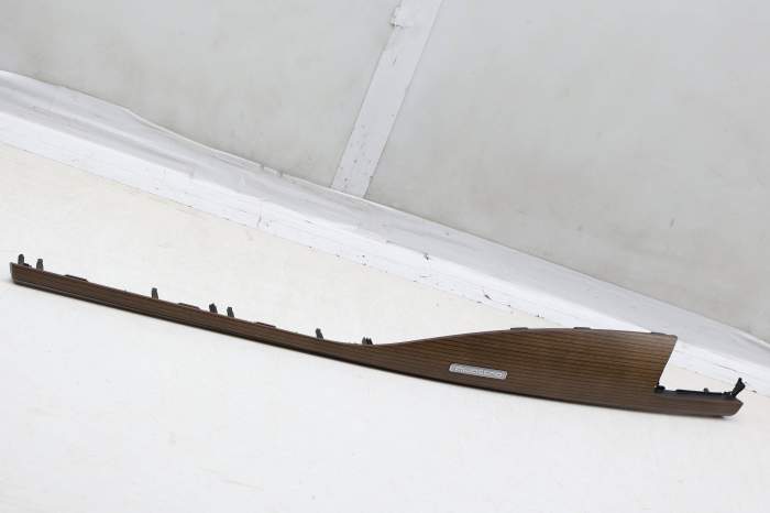 Dash Panel Trim (Quattro) 4G8853190DB main product photo