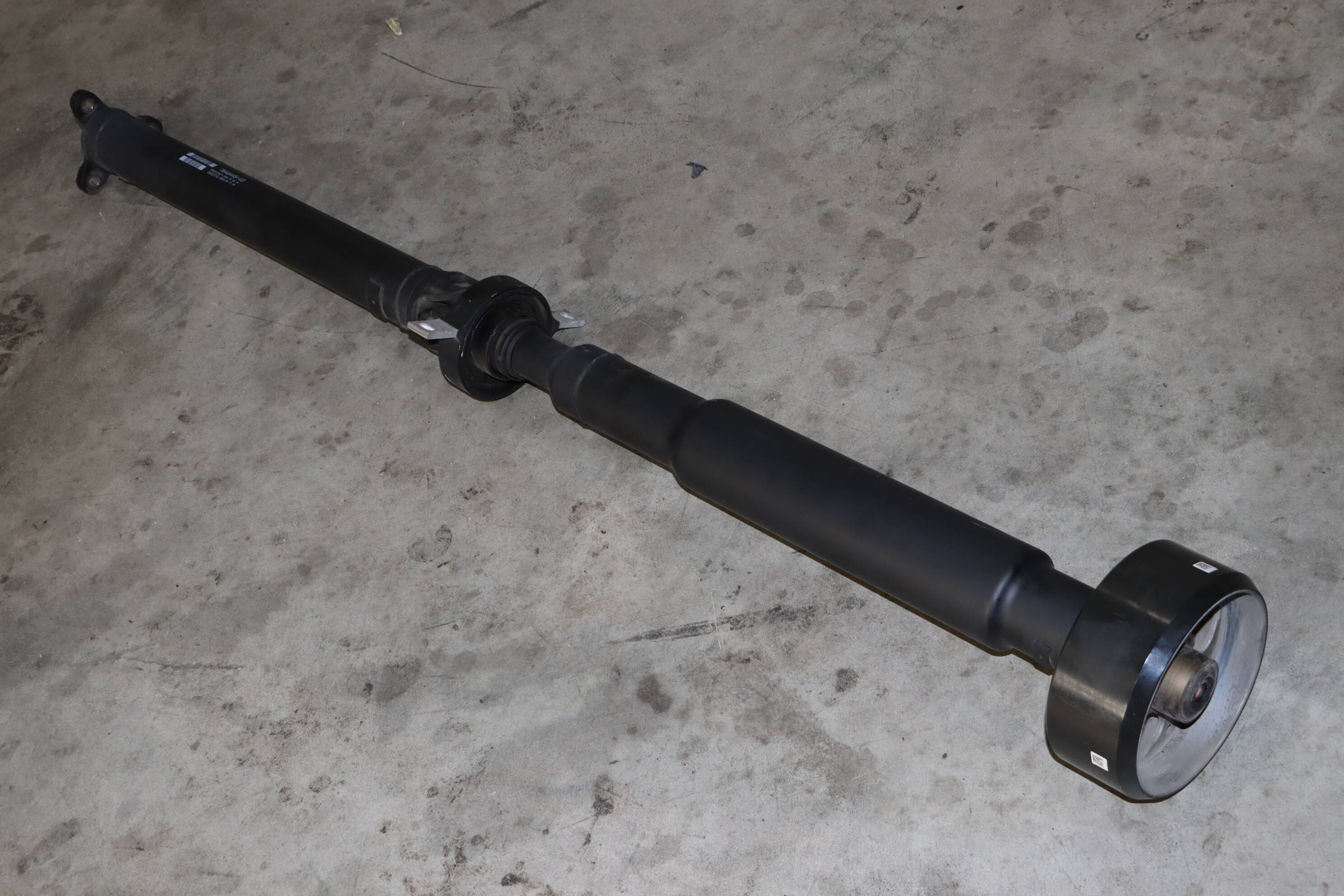 BMW Rear Driveshaft / Propeller Shaft (228i) 26107648445