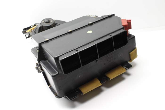 Ac Evaporator Assembly W/ Blower Motor 703820121D main product photo