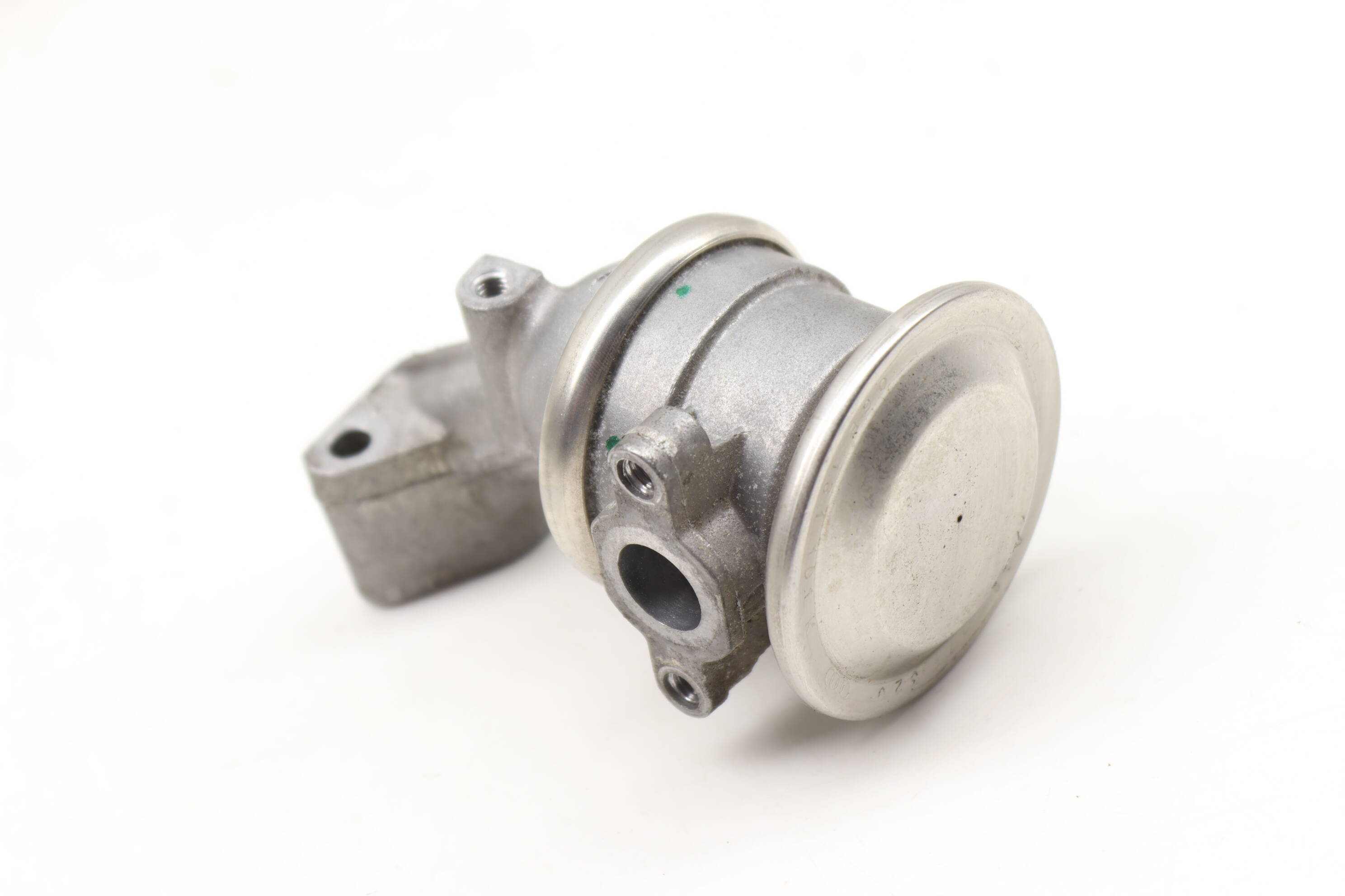 Egr / Combi Valve 06E131101K