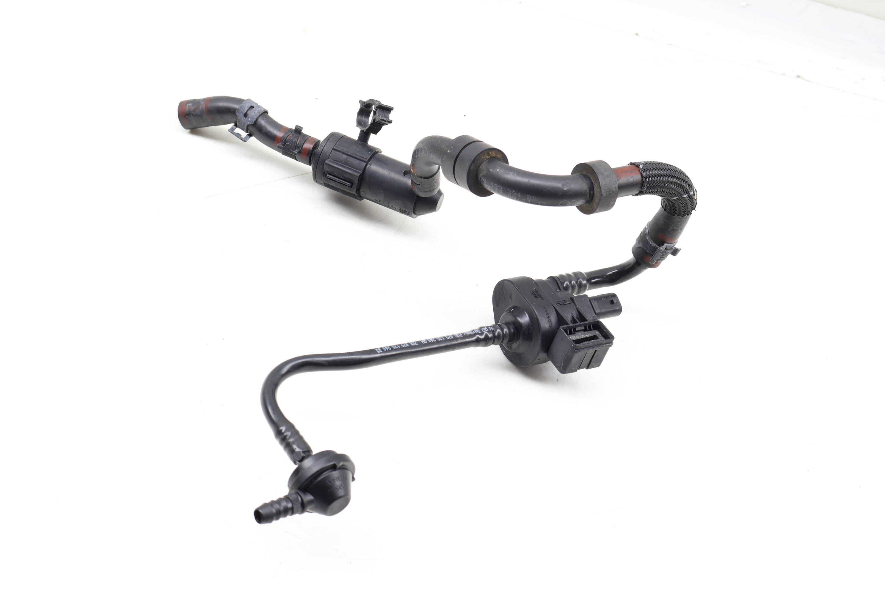 Charcoal Fuel Vapor Canister Valve 079133240AH