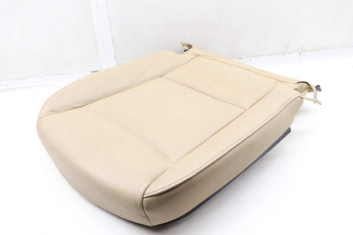Lower Seat Bottom Cushion (Leather) 52107247957 main product photo