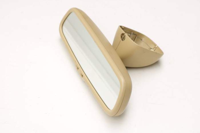 Rear View Mirror W/ Auto Dim 7L6857511B main product photo