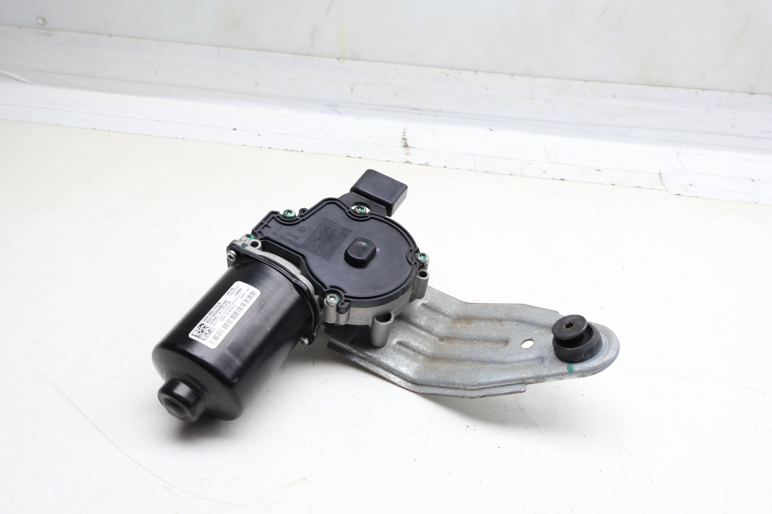 Windshield Wiper Motor 3CN955113A