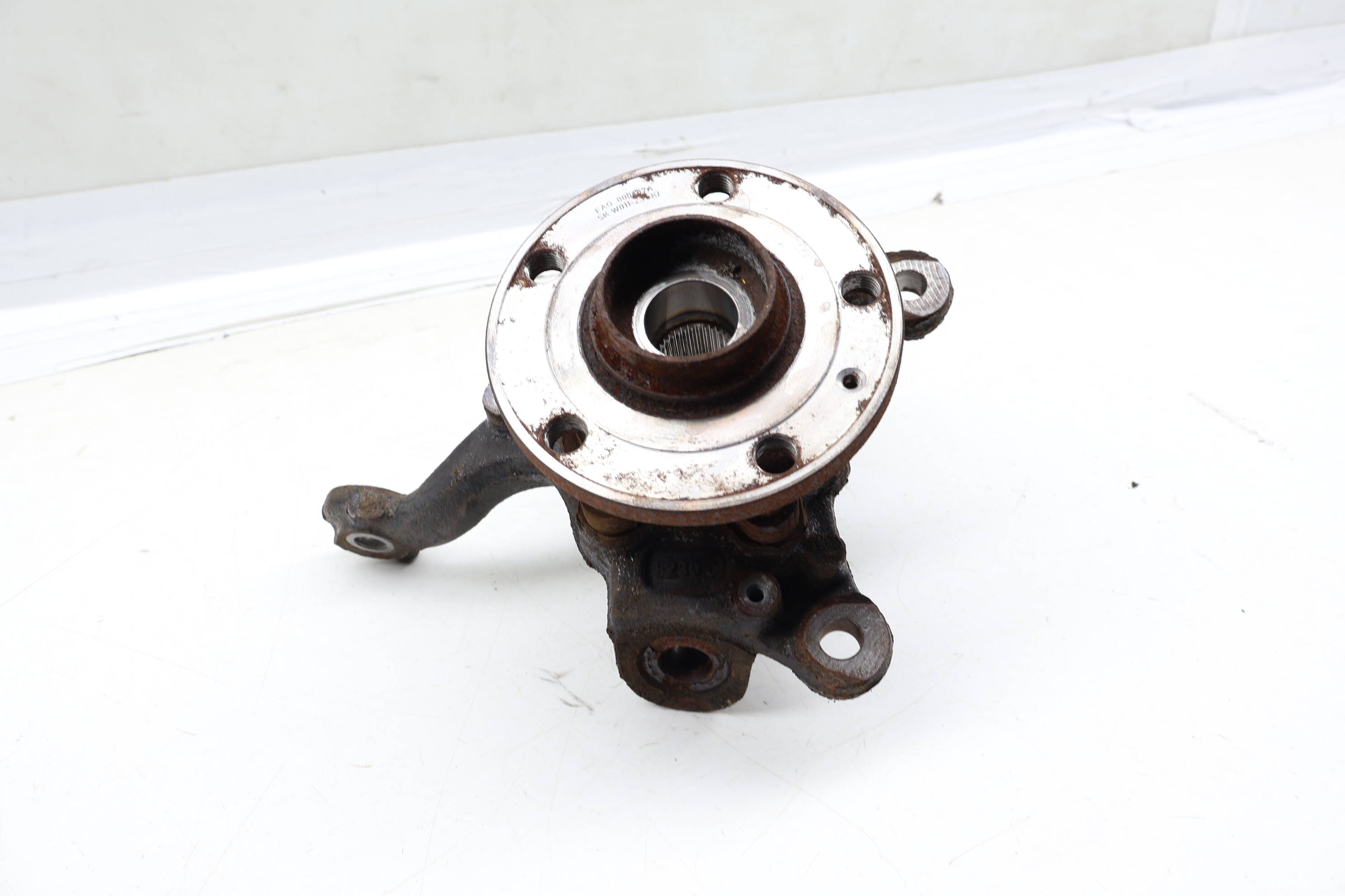 Spindle Knuckle W/ Wheel Bearing 5C0407256