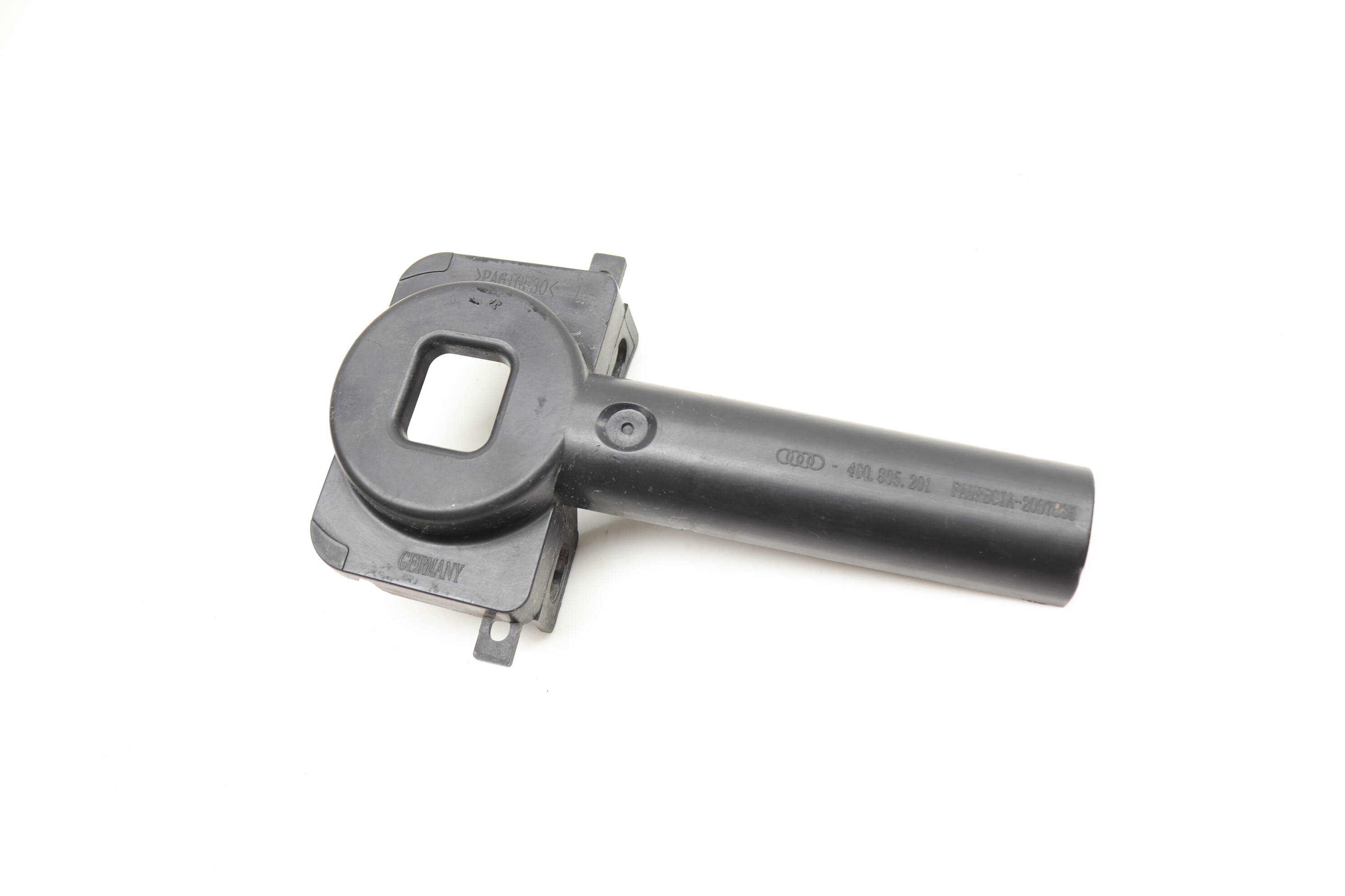 Lower Radiator / Core Support Mount Bracket 4G0805201