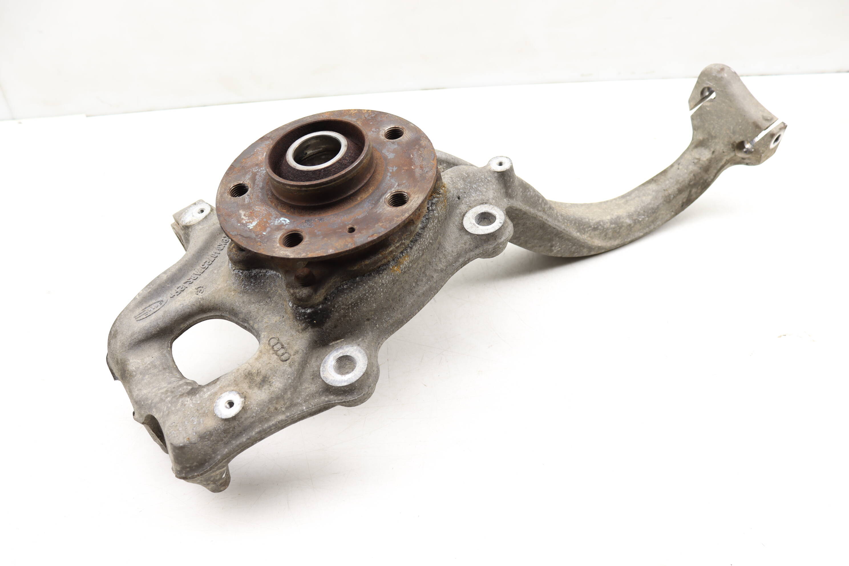 Spindle W/ Wheel Bearing 8K0407257A