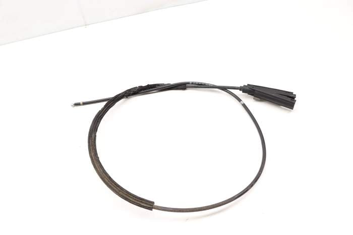 Hood Latch Release Cable 3C1823535 main product photo