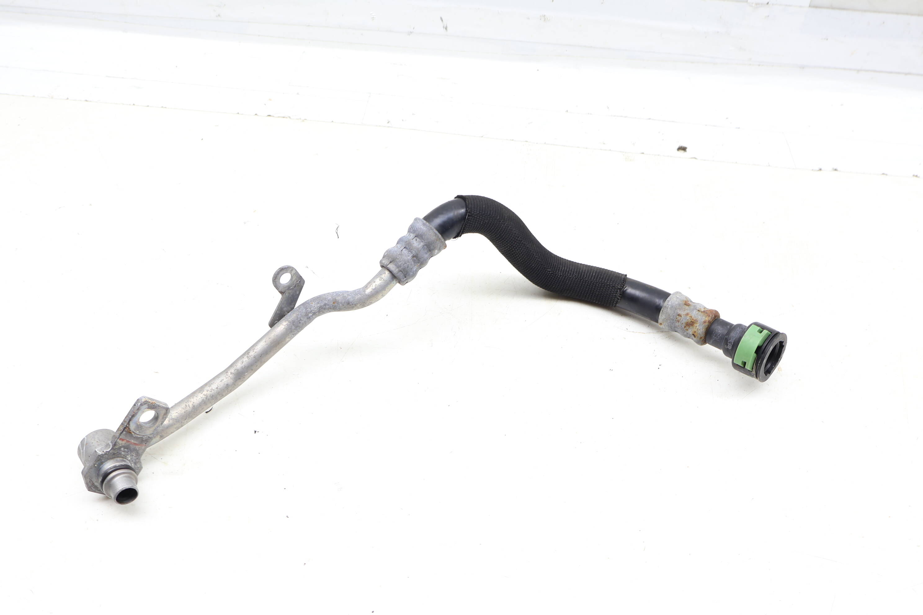 Transmission Oil Cooler Supply Line / Pipe 8R0317818BF