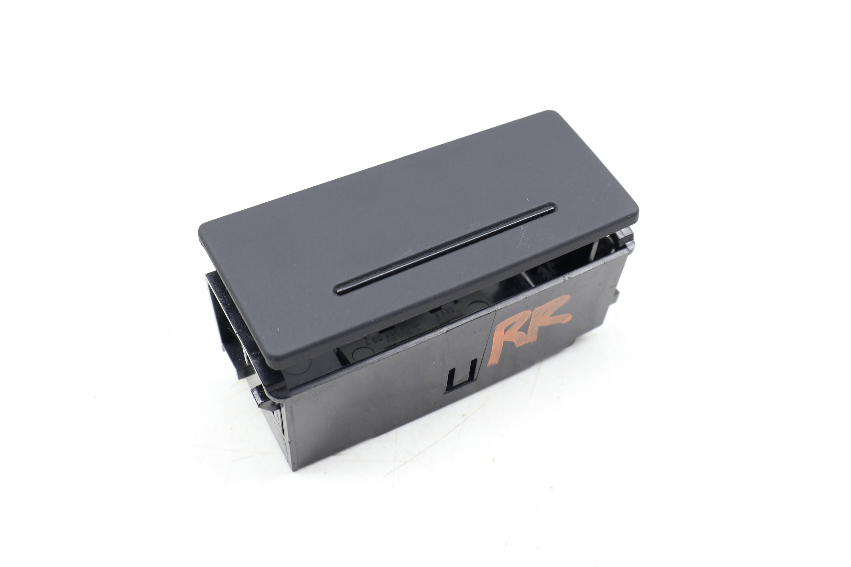 Door Ashtray / Ash Tray 4B0857406B