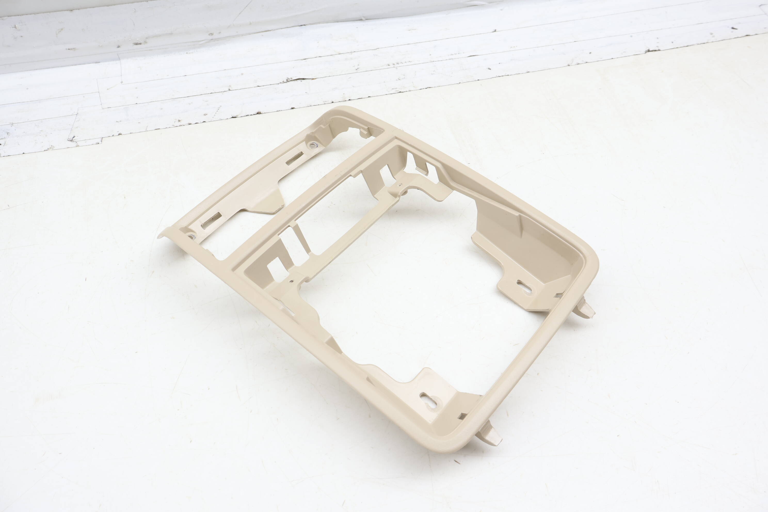 Dome Reading Light Frame / Trim 1K0867489E