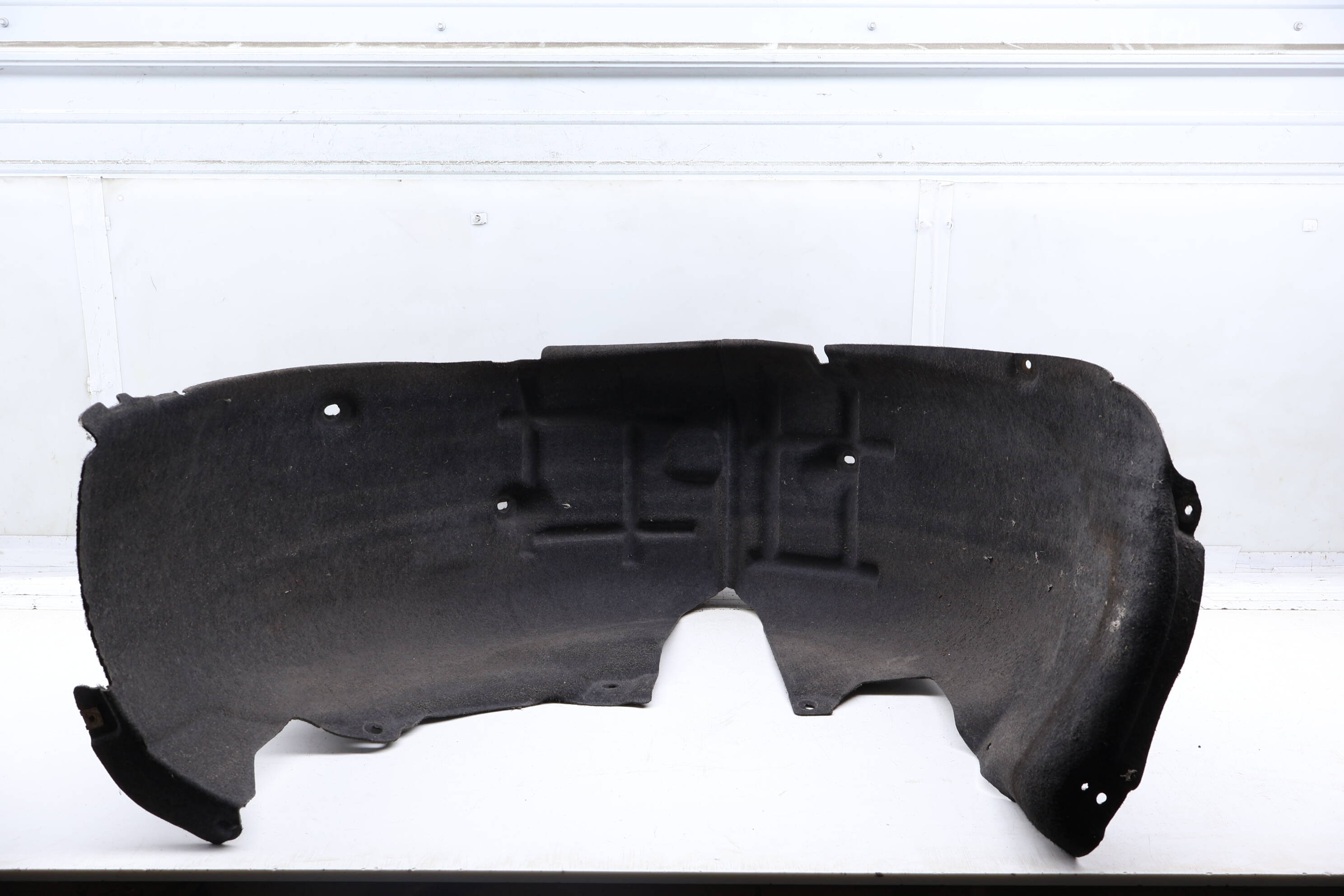 Quarter Panel Fender Liner / Wheel Housing Cover 97050413303