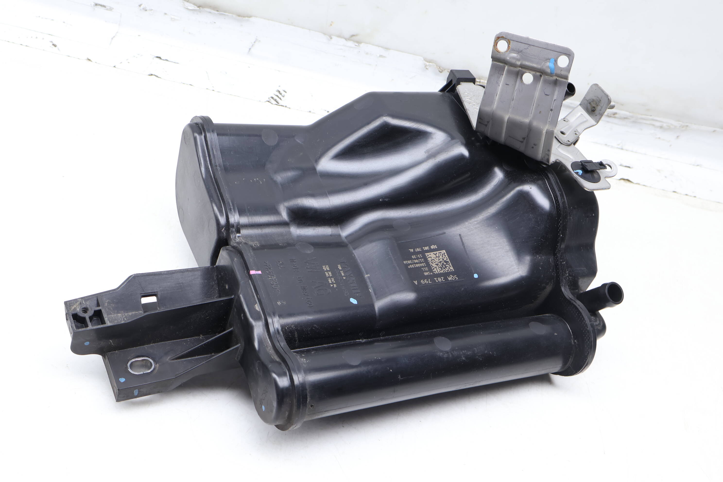 Fuel Evap Charcoal Canister 5QM201799A